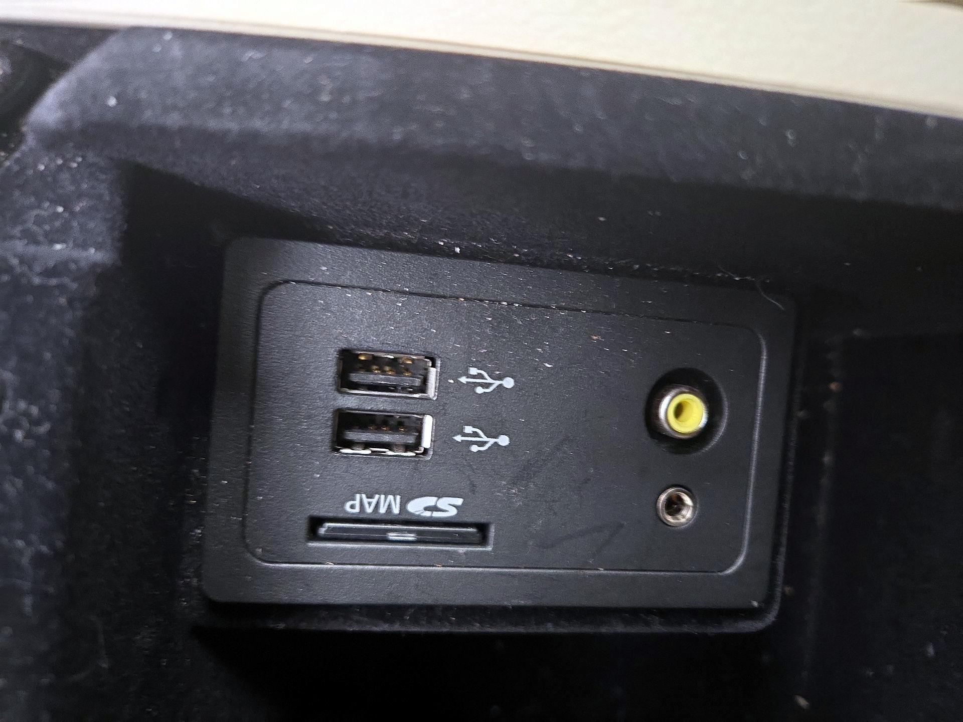 Thumbnail: 2018 INFINITI Q50 - 19