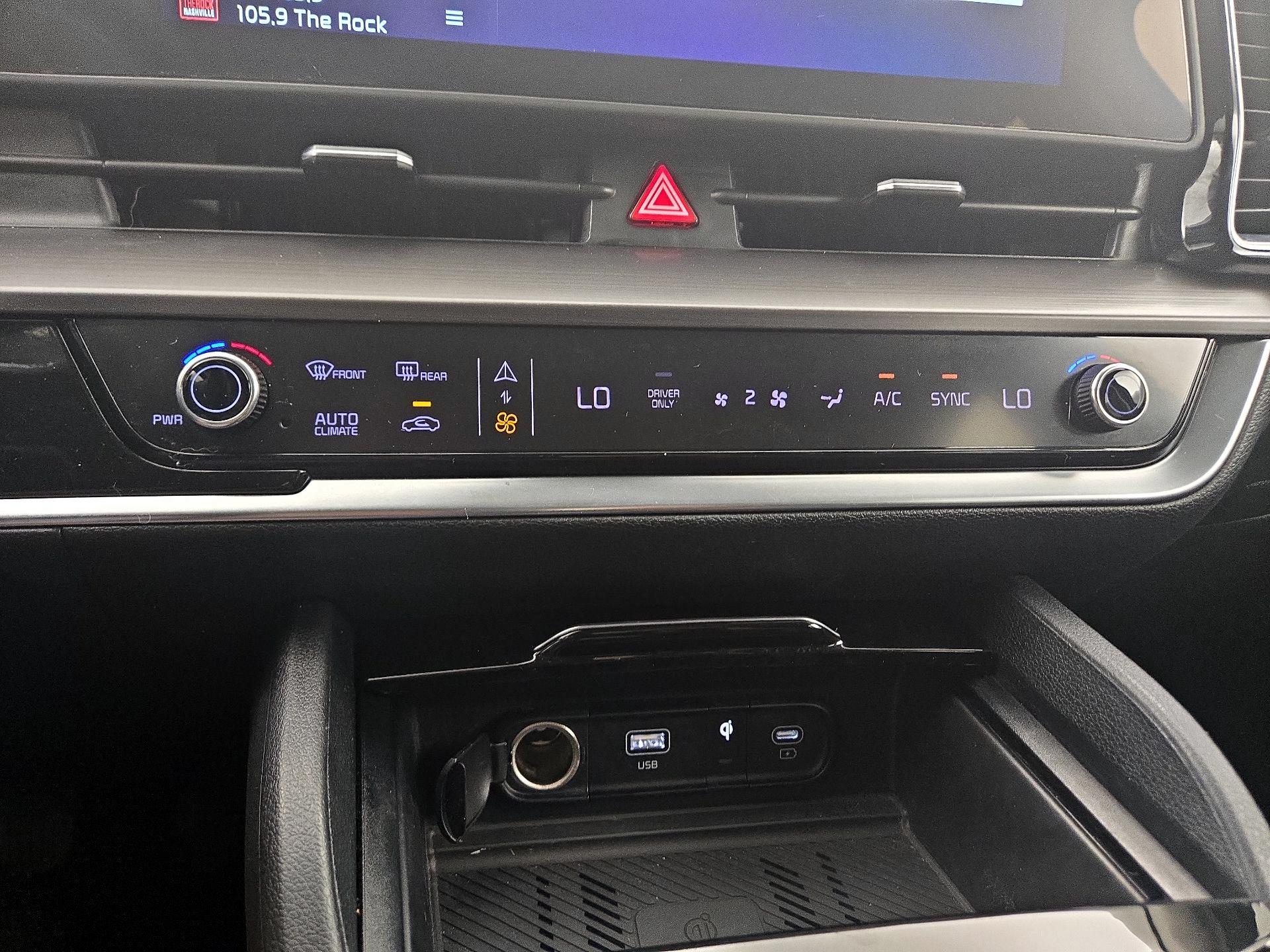 Thumbnail: 2023 Kia Sportage - 17