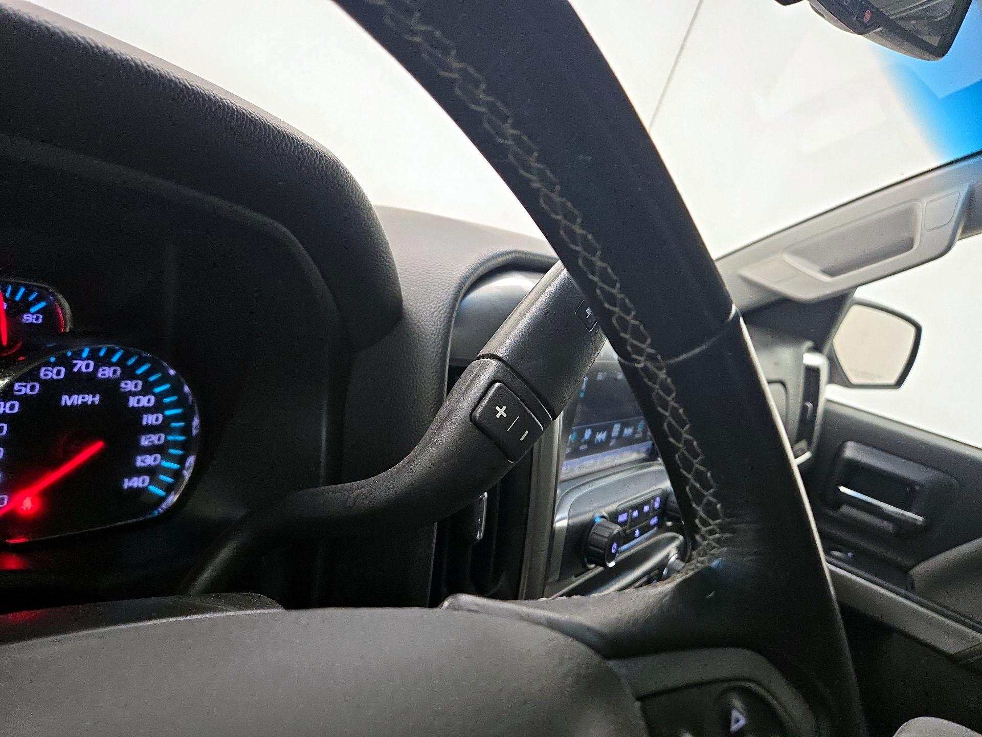 Thumbnail: 2018 Chevrolet Silverado 1500 - 17