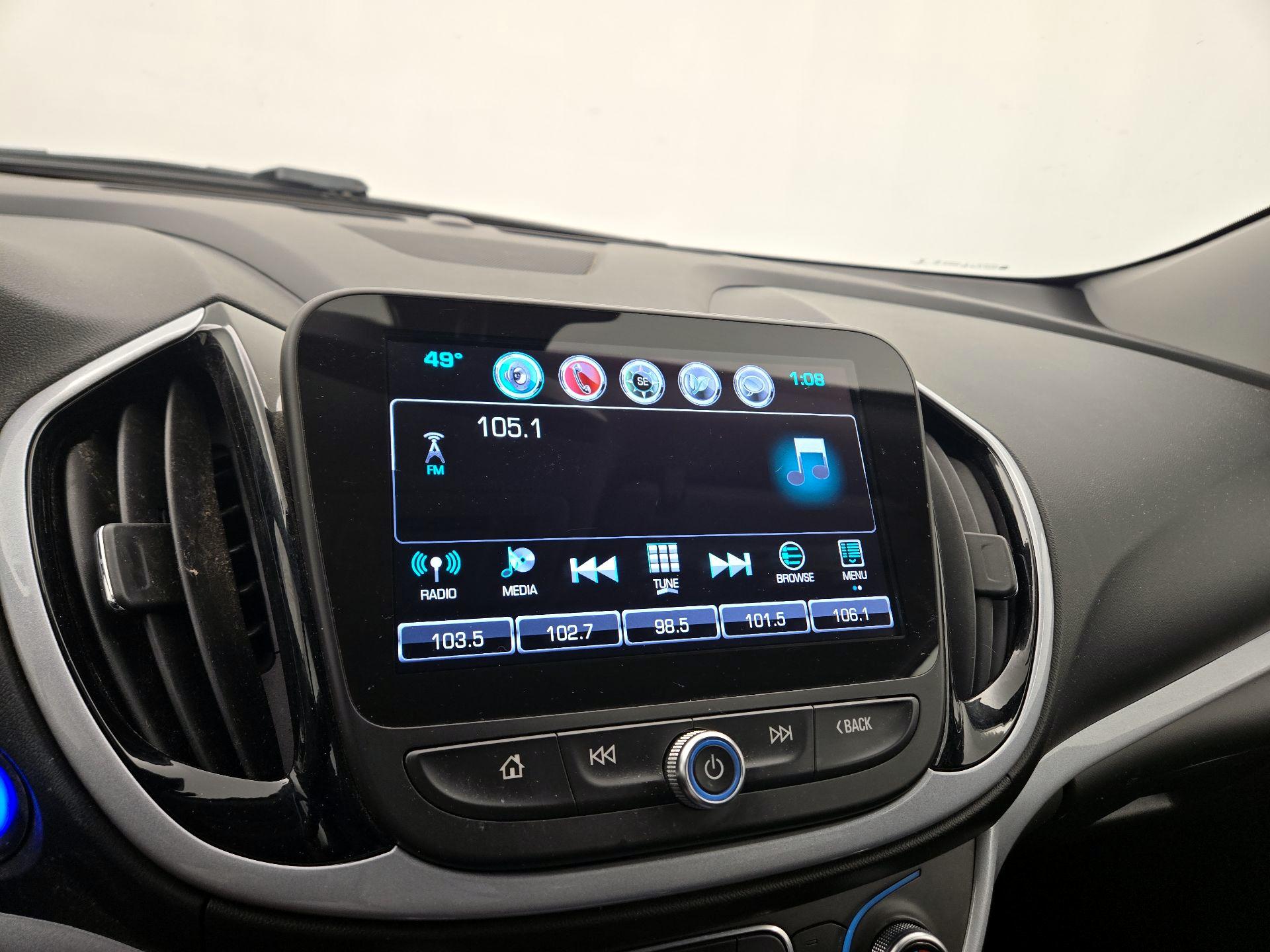 Thumbnail: 2017 Chevrolet Volt - 15