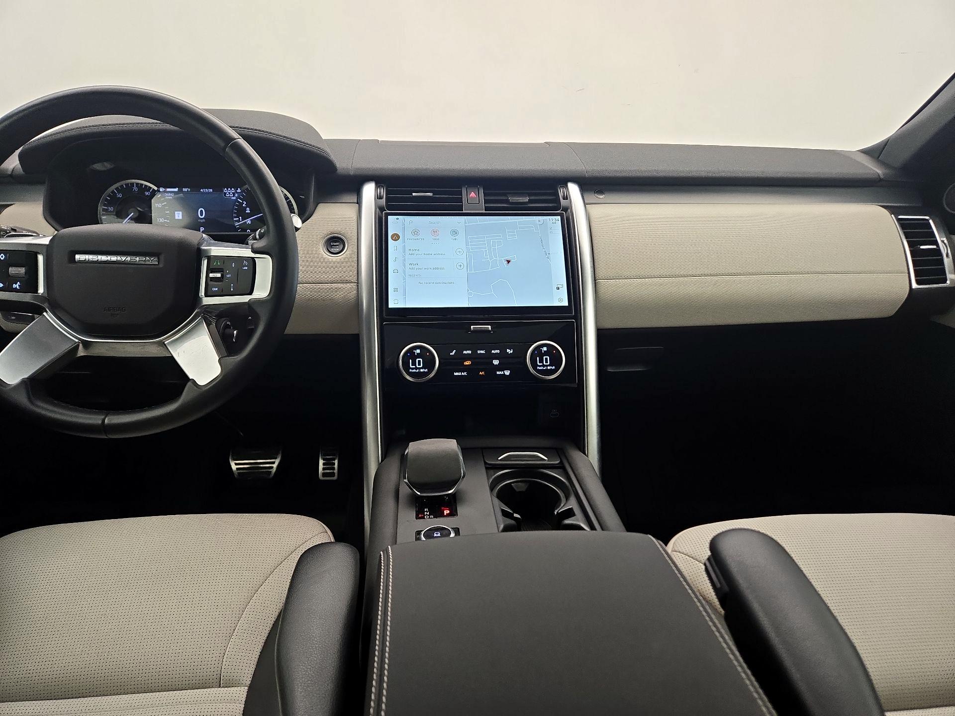 Thumbnail: 2023 Land Rover Discovery - 9