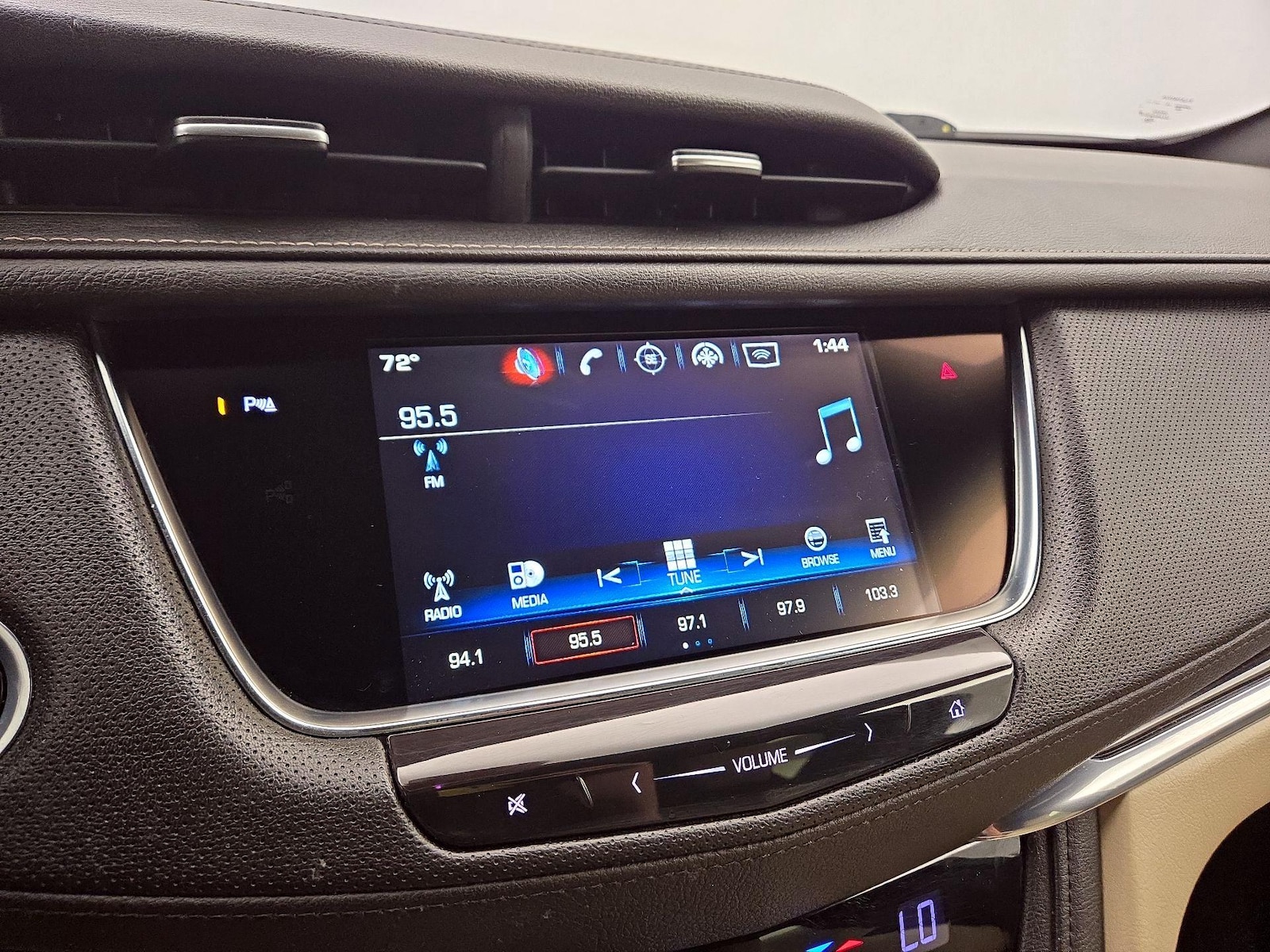 2018 Cadillac XT5 Base - Photo 16