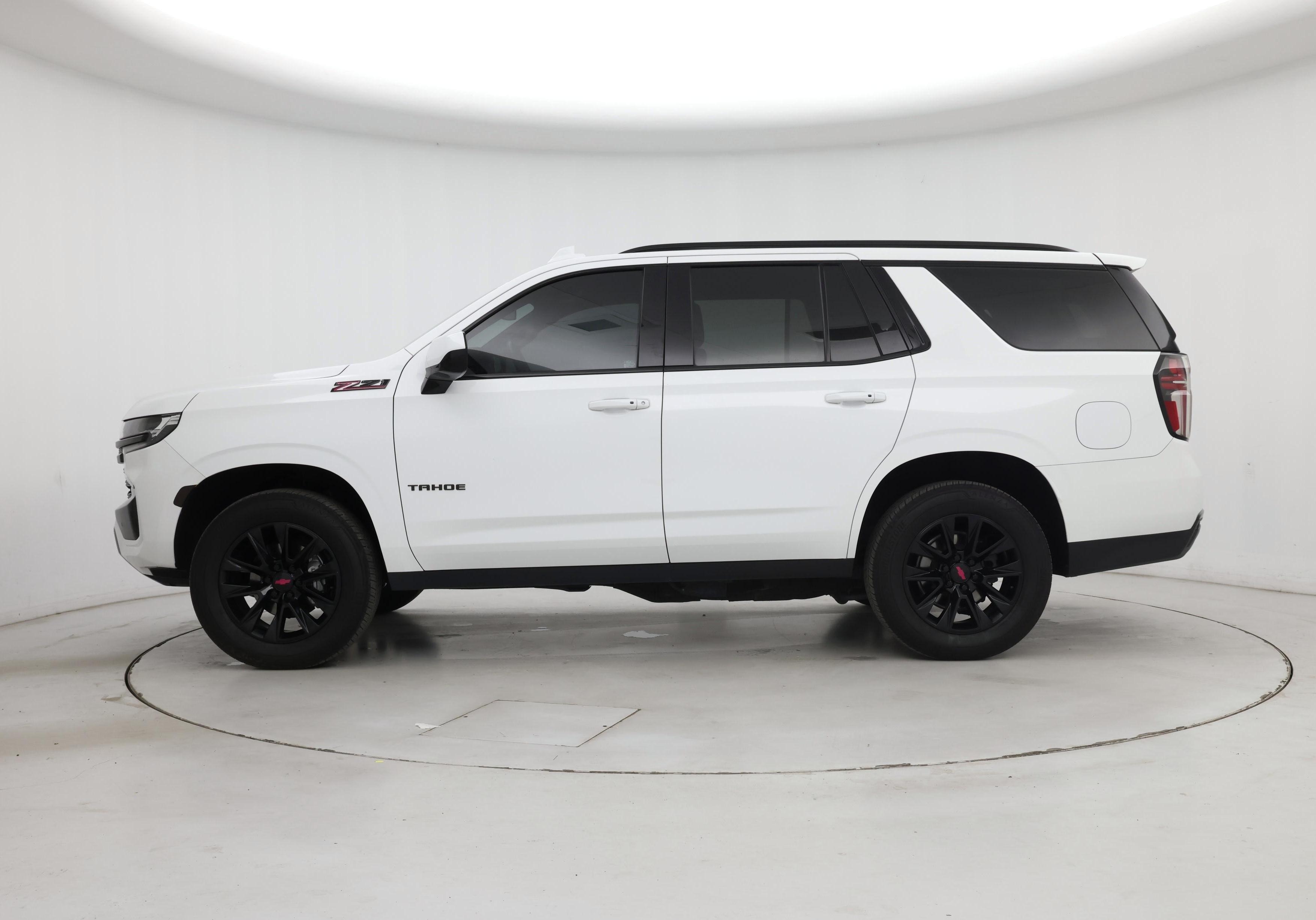 Thumbnail: 2022 Chevrolet Tahoe - 3