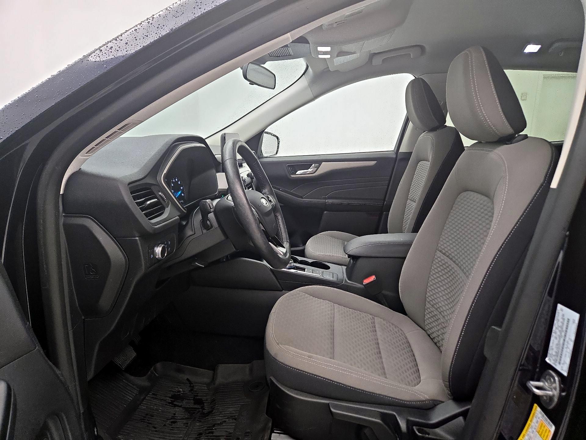 Thumbnail: 2021 Ford Escape - 11