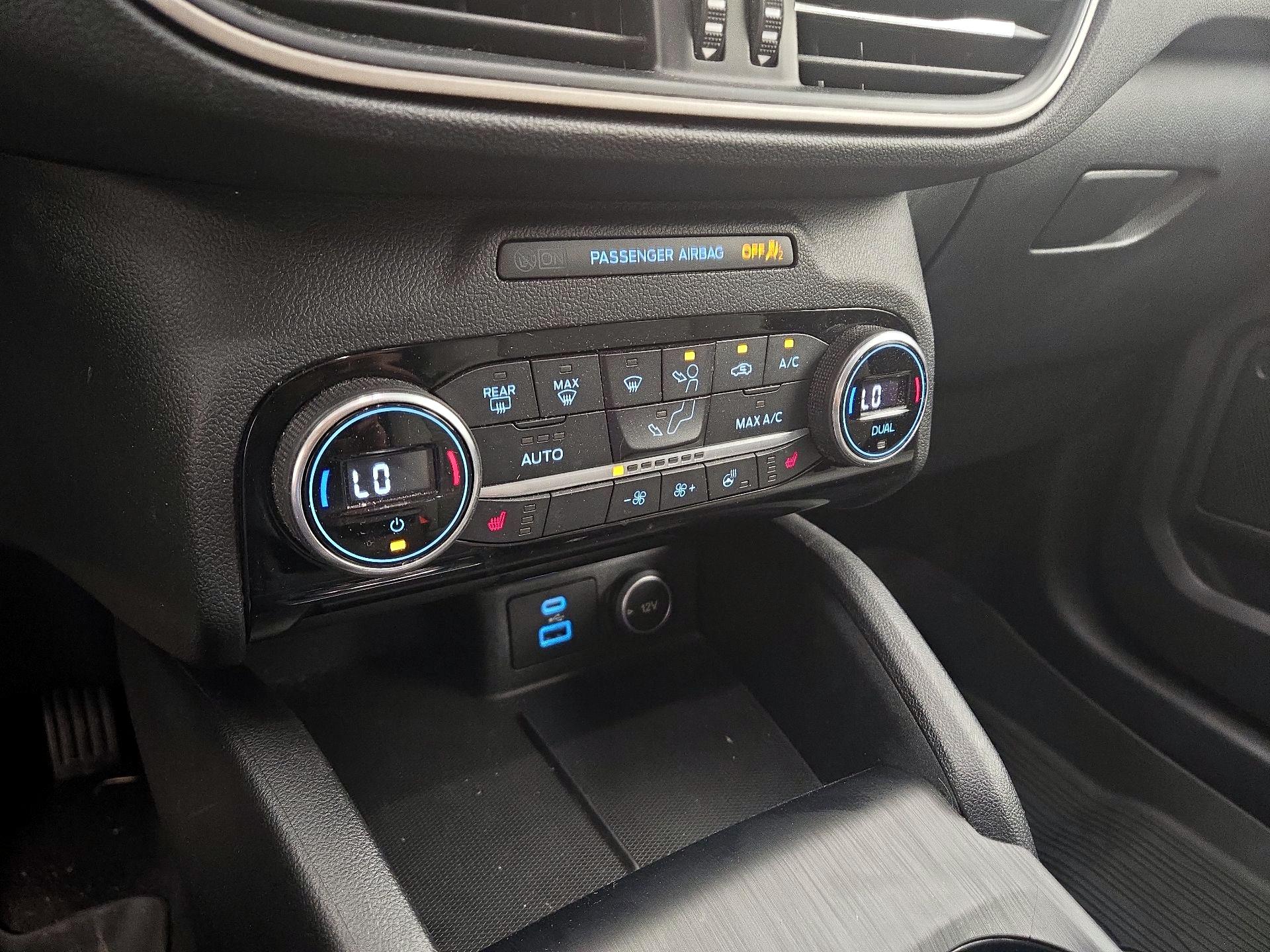 Thumbnail: 2021 Ford Escape - 16