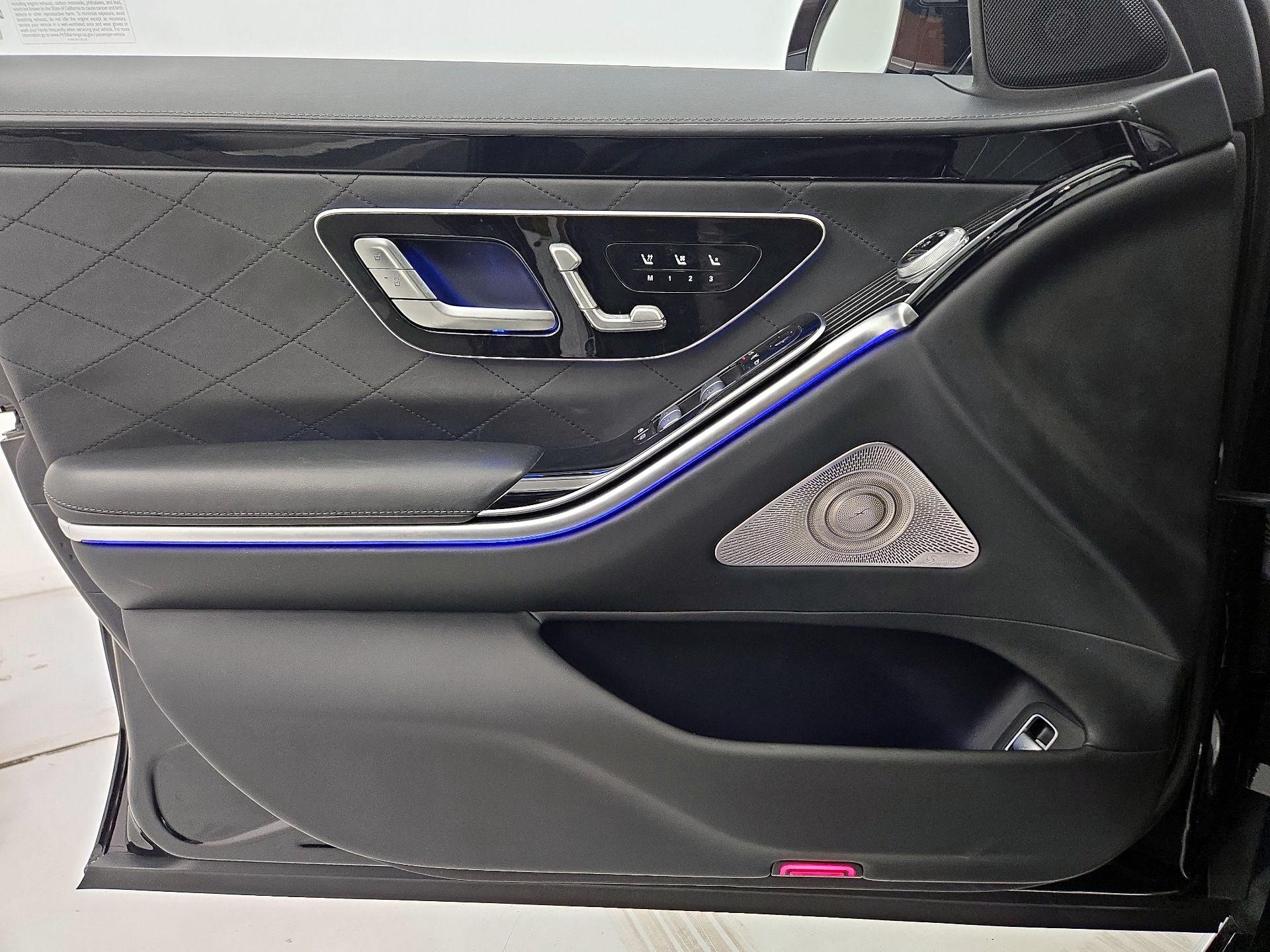Thumbnail: 2022 Mercedes-Benz S-Class - 12