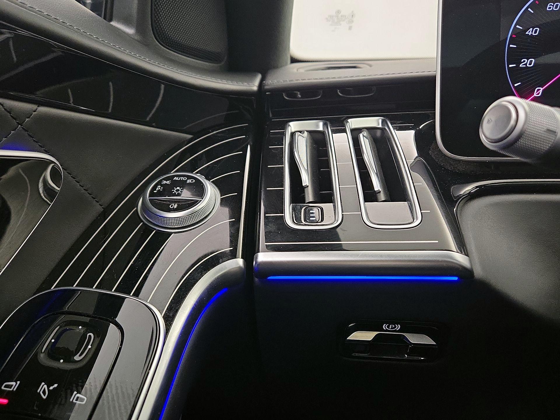Thumbnail: 2022 Mercedes-Benz S-Class - 13
