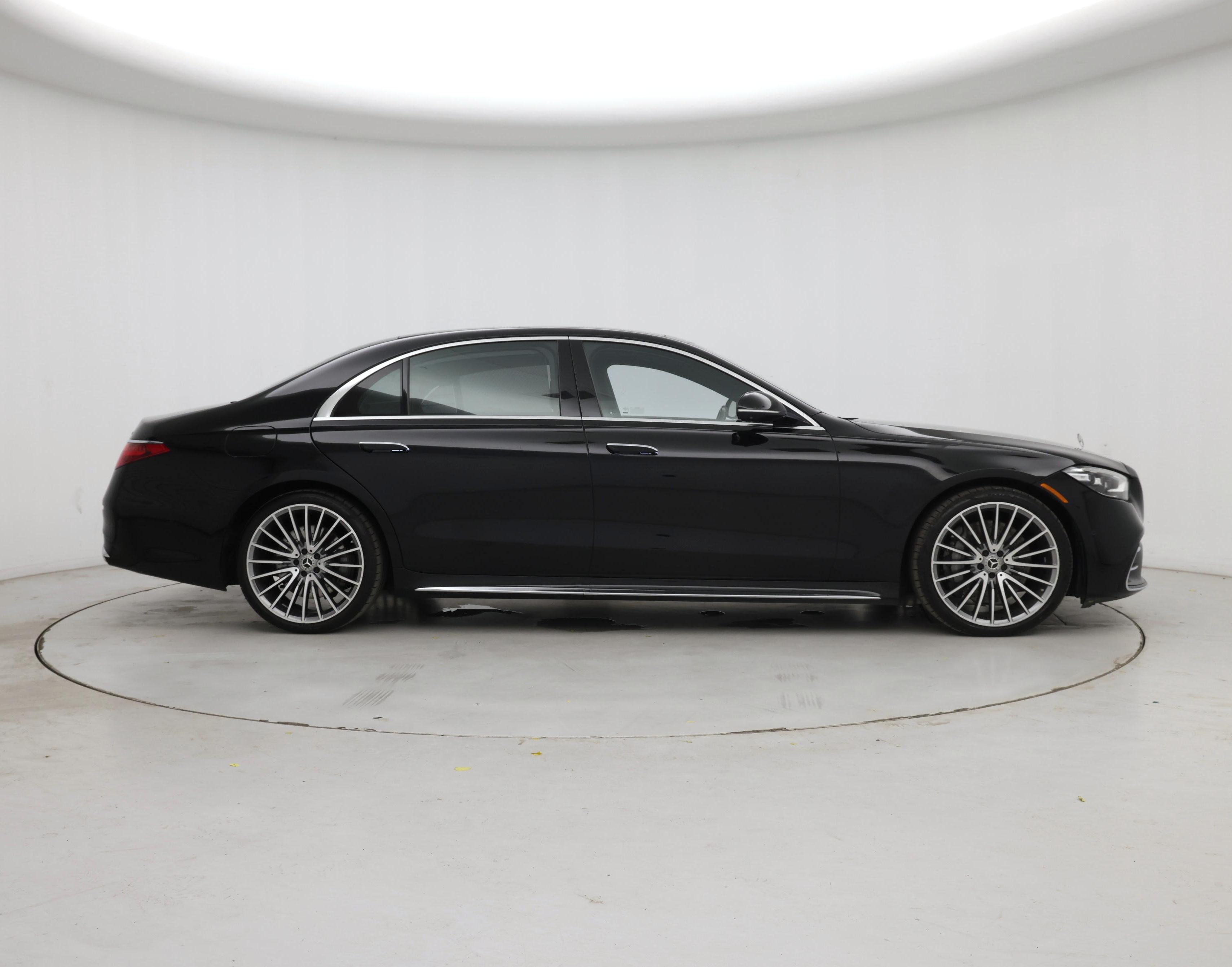 Thumbnail: 2022 Mercedes-Benz S-Class - 7