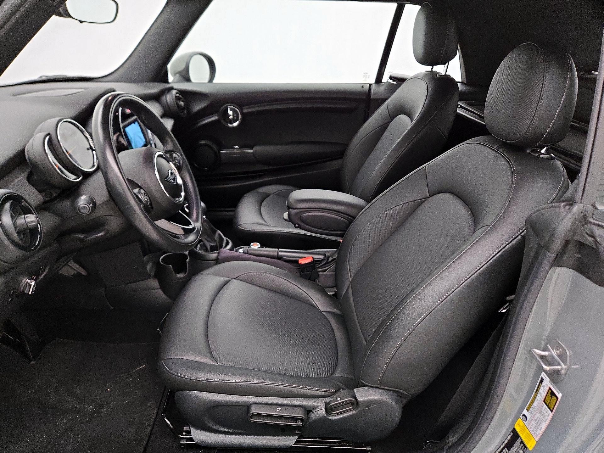 Thumbnail: 2019 MINI Cooper - 11
