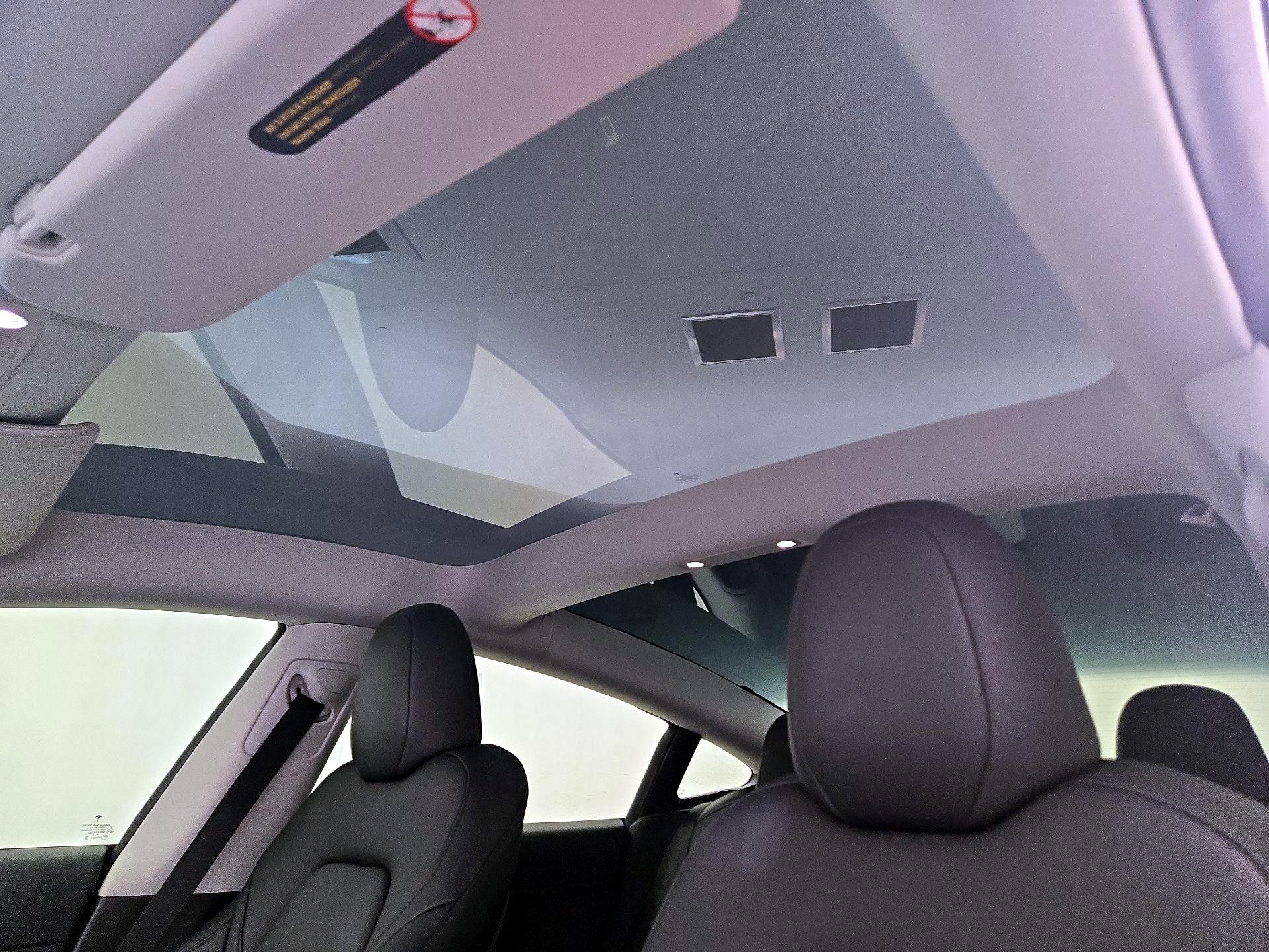 Thumbnail: 2023 Tesla Model 3 - 18