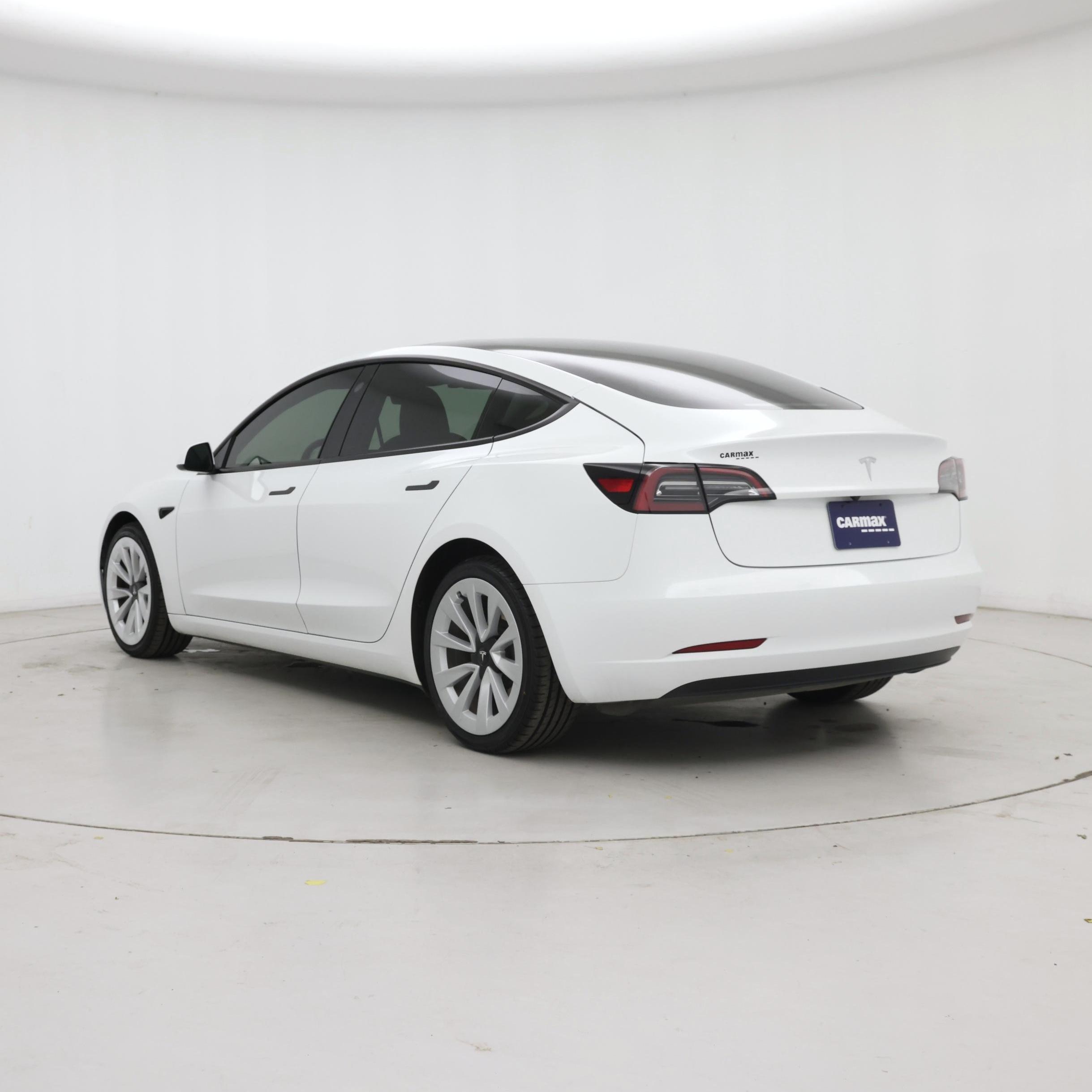Thumbnail: 2023 Tesla Model 3 - 2