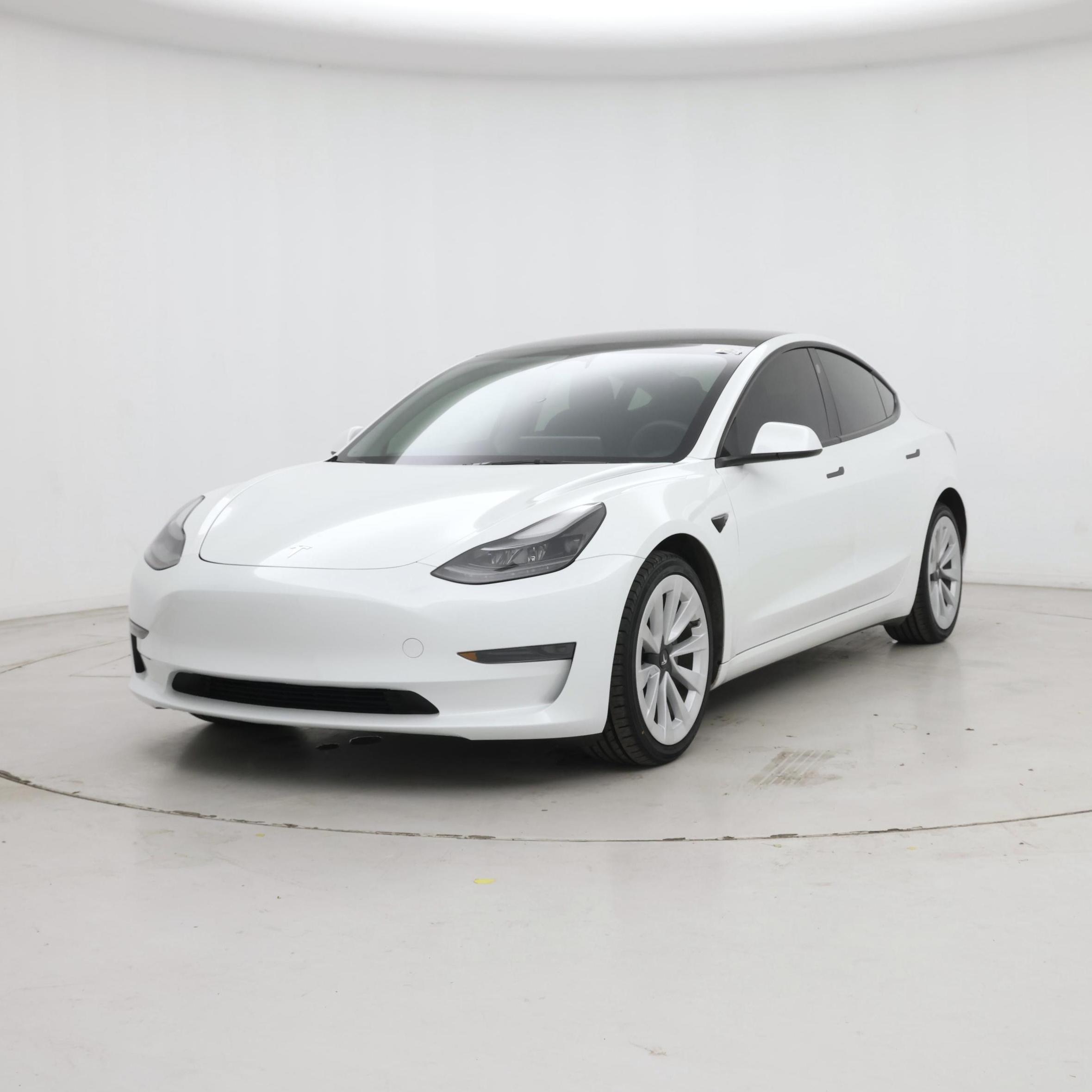 Thumbnail: 2023 Tesla Model 3 - 4