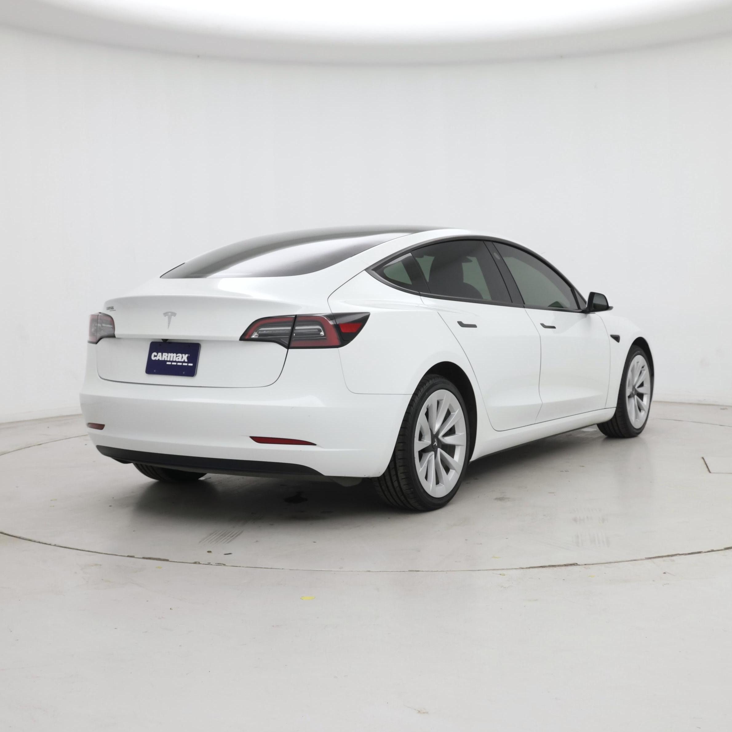 Thumbnail: 2023 Tesla Model 3 - 8