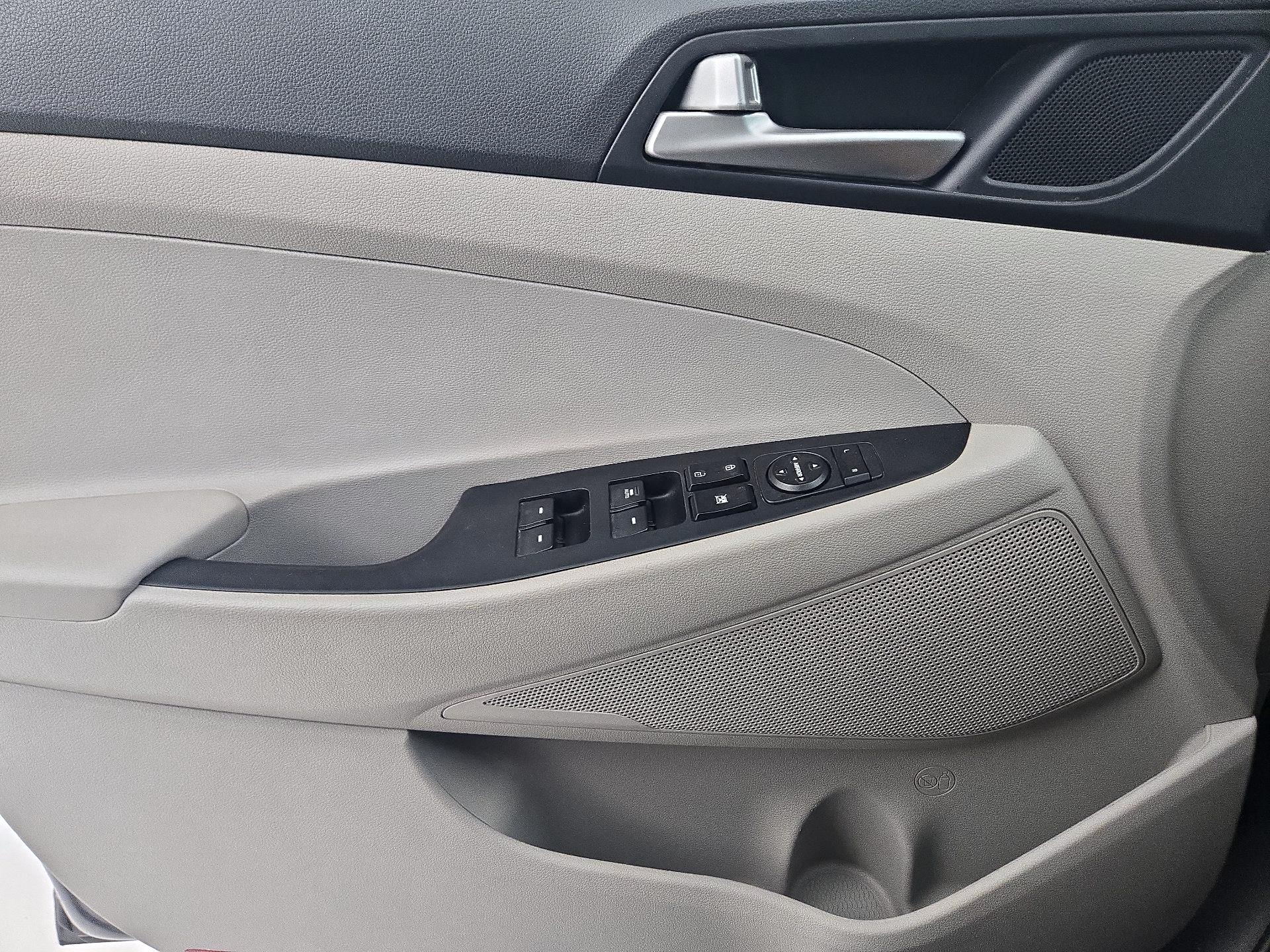 Thumbnail: 2021 Hyundai Tucson - 12