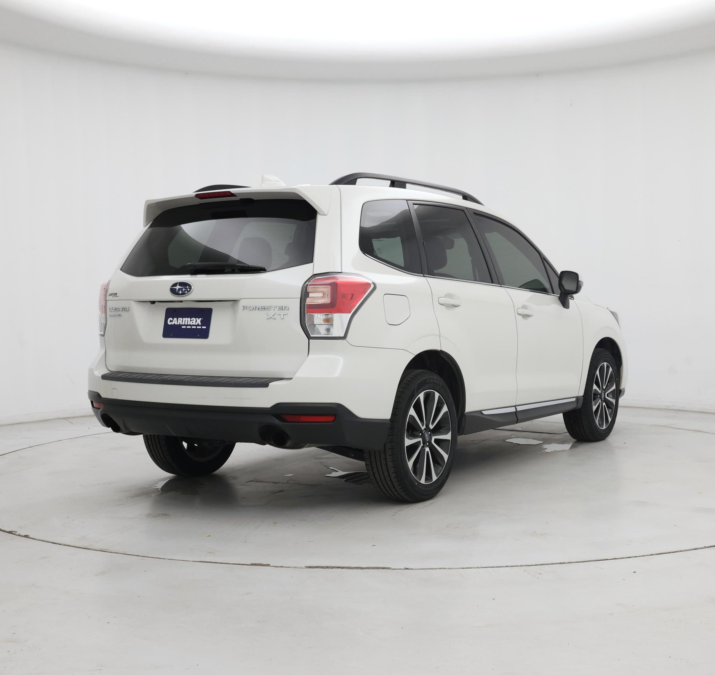 Thumbnail: 2017 Subaru Forester - 8
