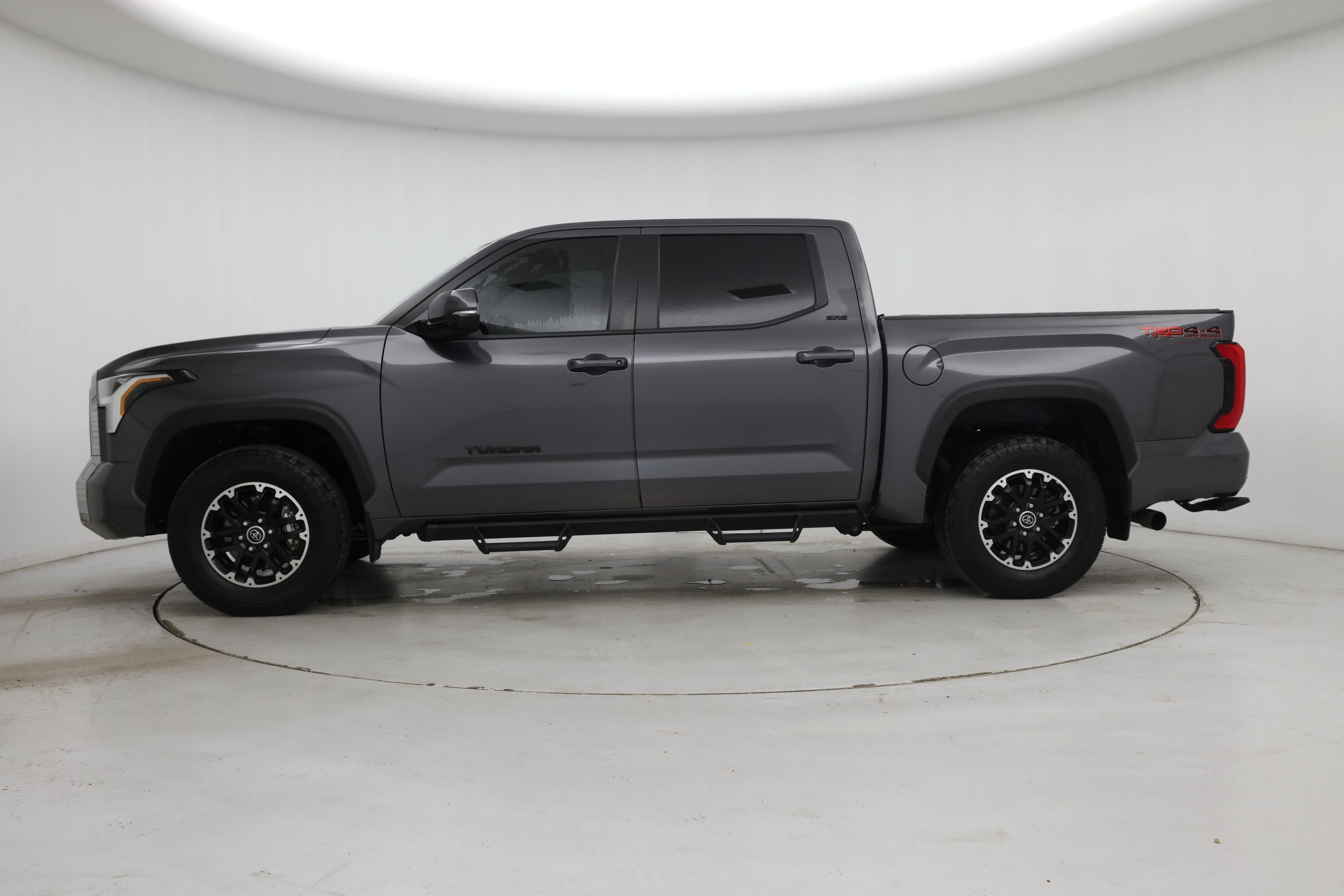Thumbnail: 2024 Toyota Tundra - 3