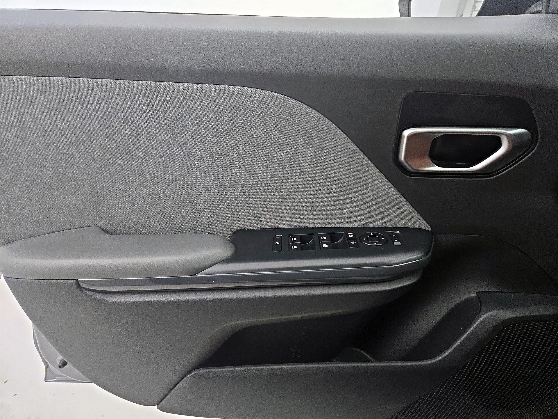 Thumbnail: 2025 Kia K4 - 12