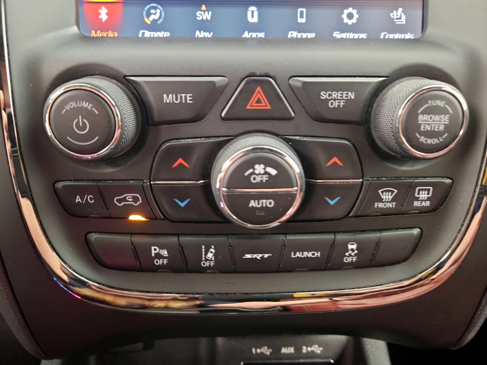 Thumbnail: 2019 Dodge Durango - 16