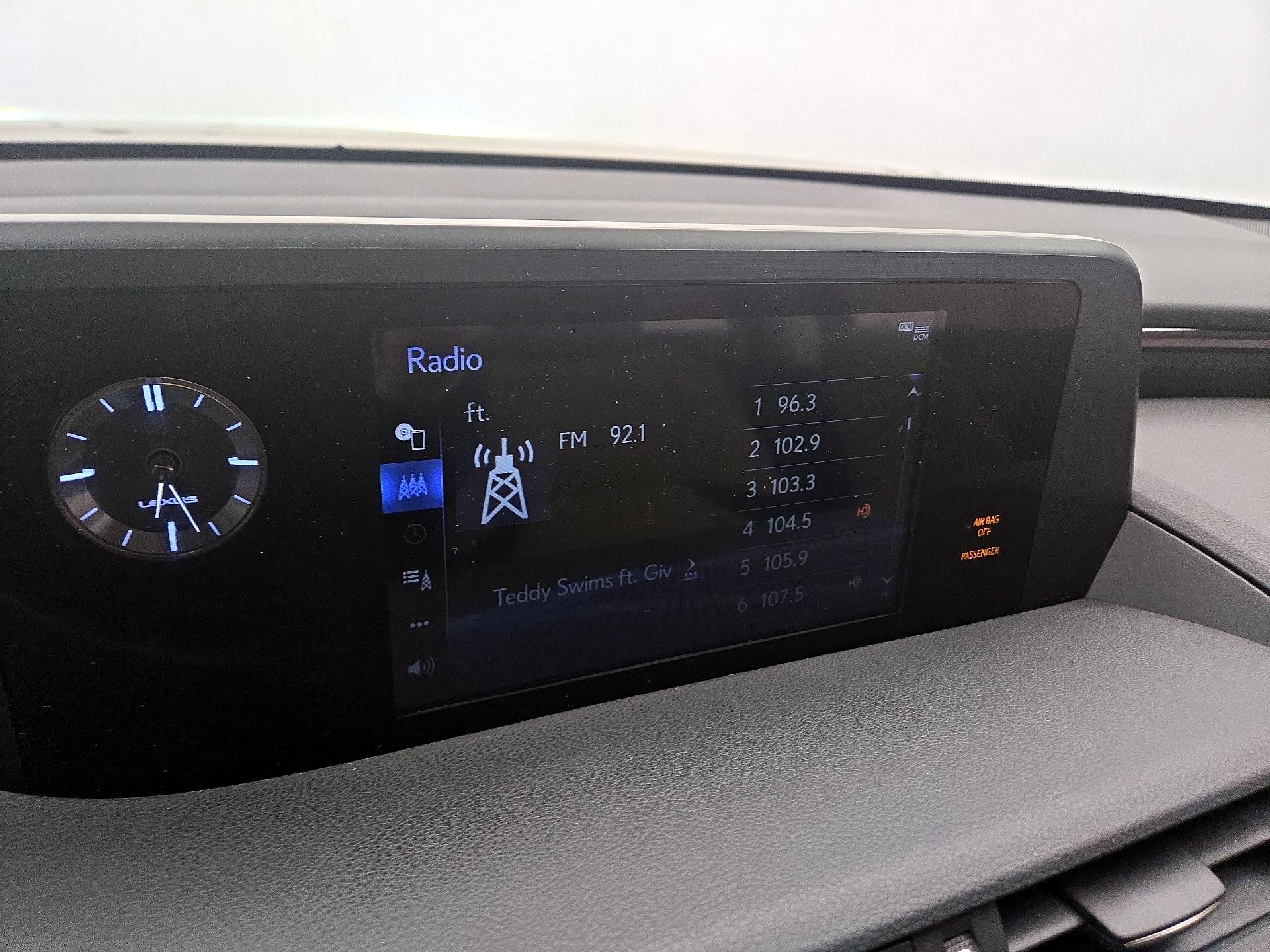 Thumbnail: 2019 Lexus ES - 15