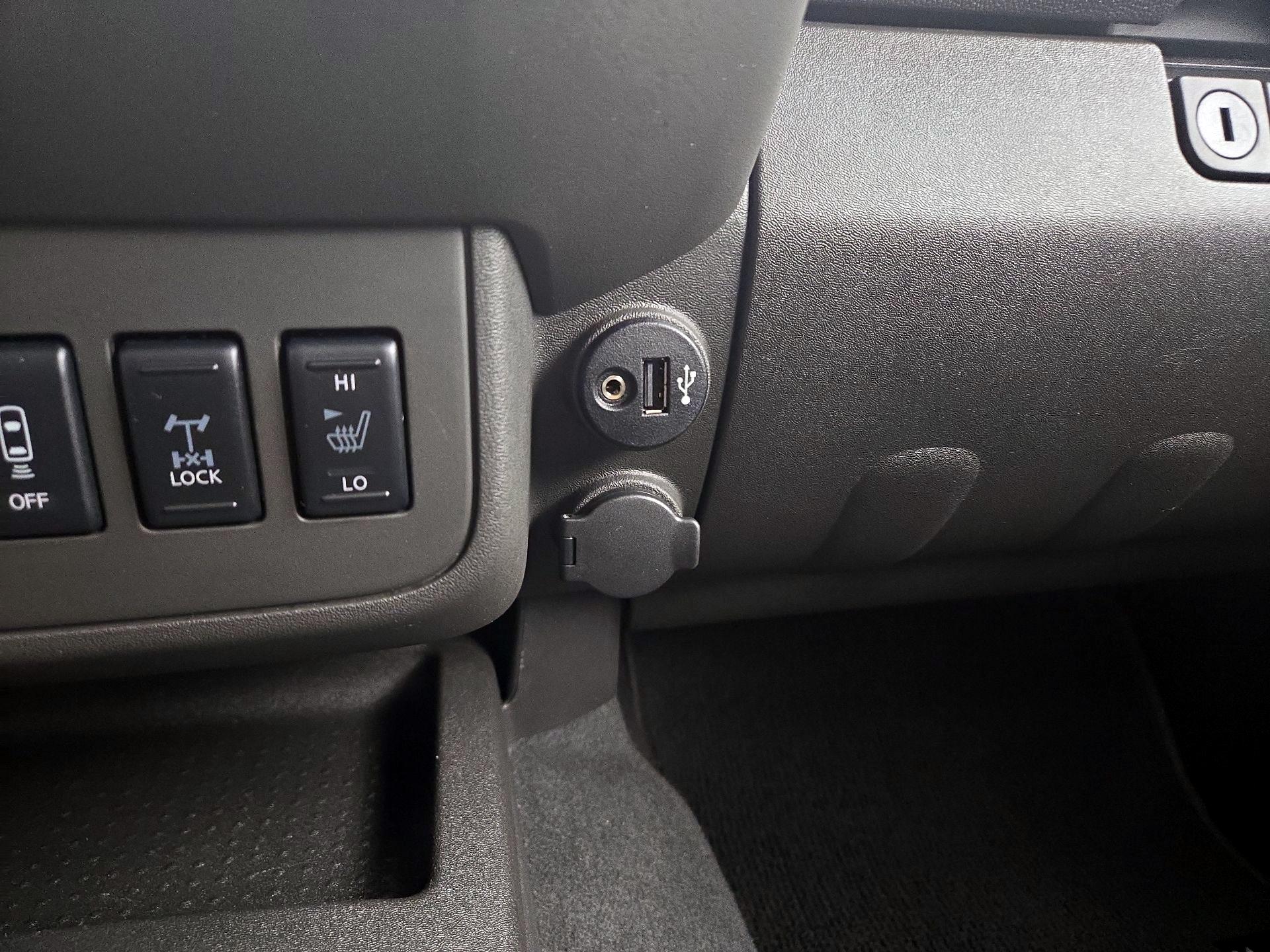 Thumbnail: 2020 Nissan Frontier - 19