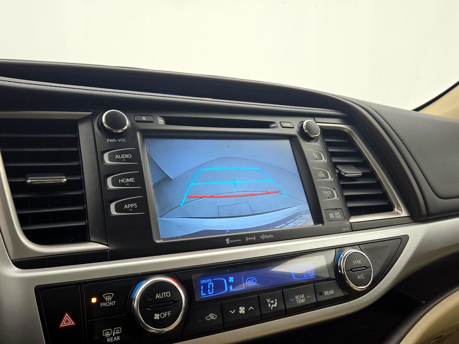 Thumbnail: 2017 Toyota Highlander - 14