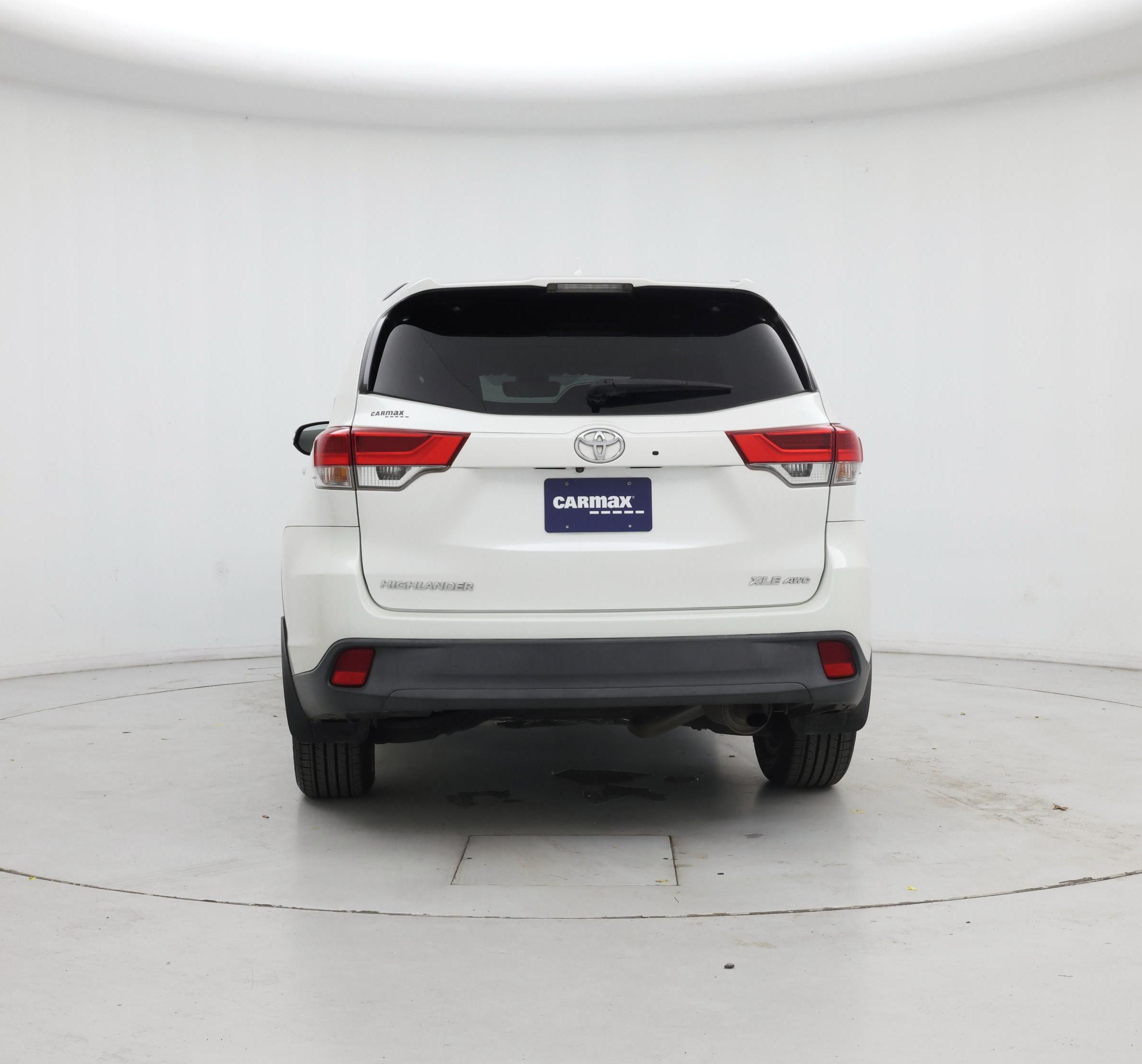 Thumbnail: 2017 Toyota Highlander - 6