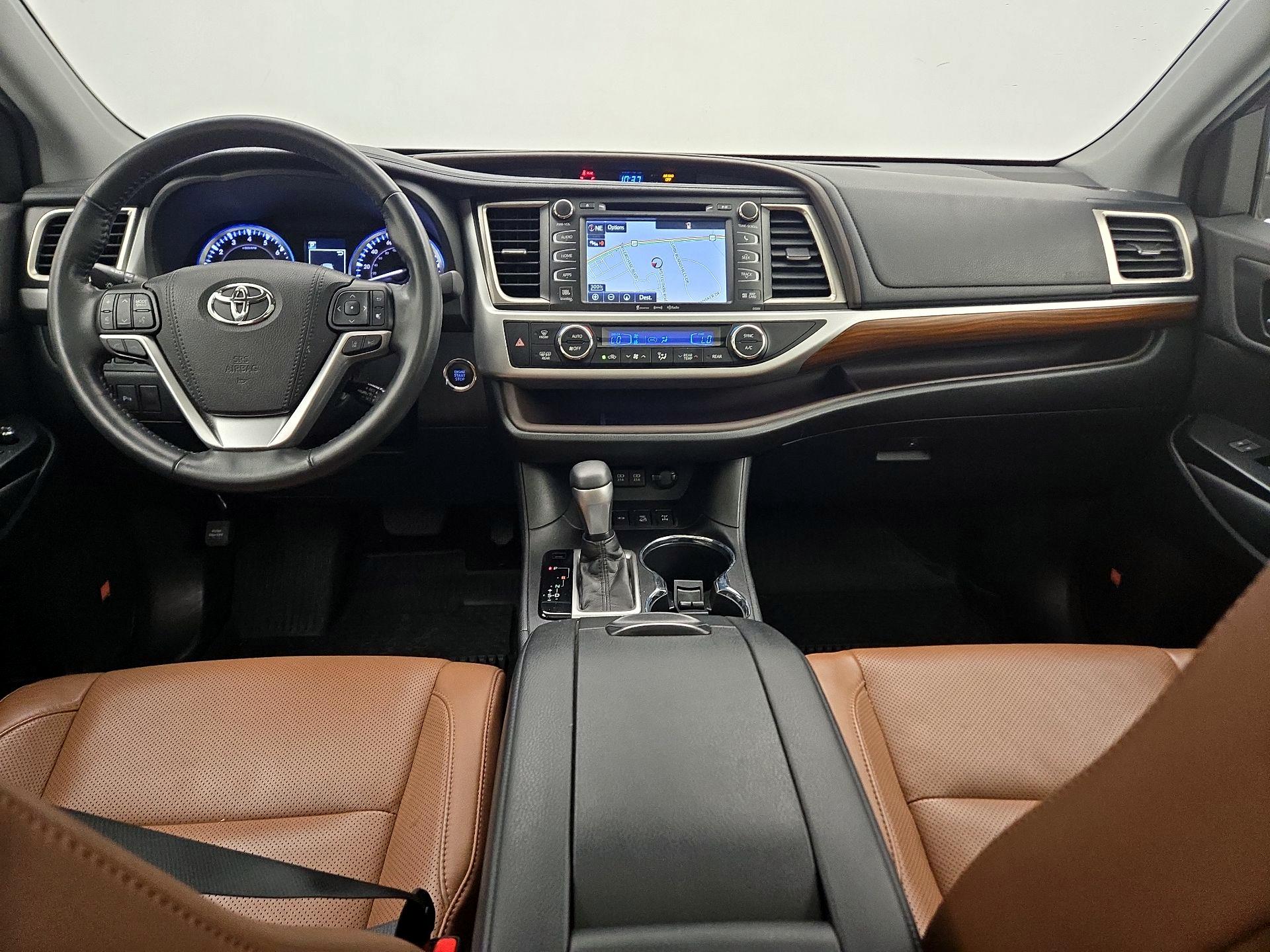 Thumbnail: 2019 Toyota Highlander - 9