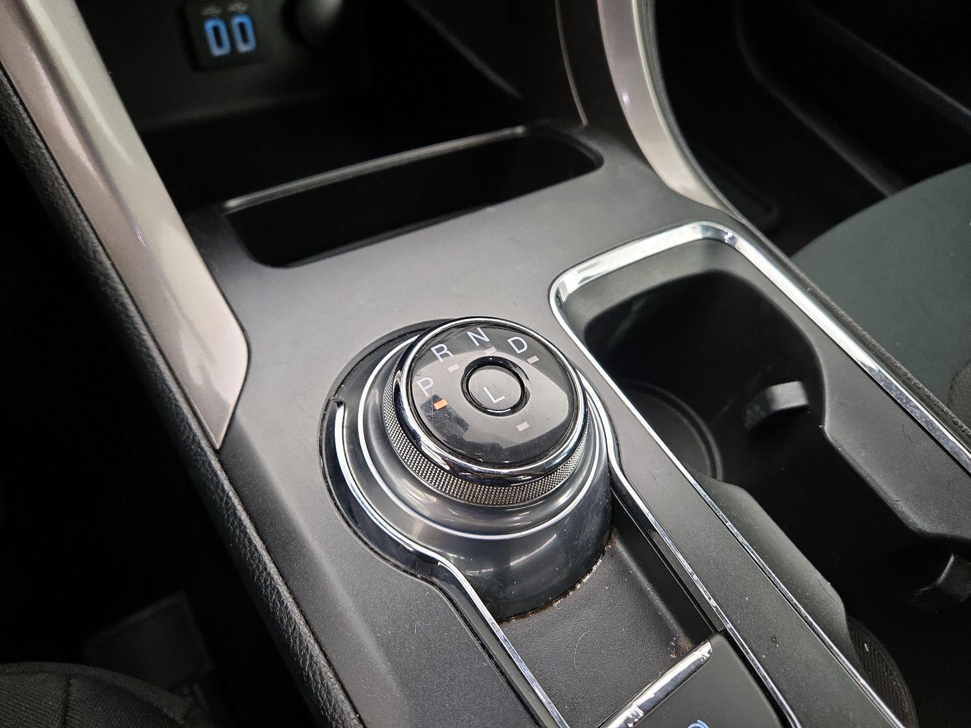 Thumbnail: 2019 Ford Fusion - 17