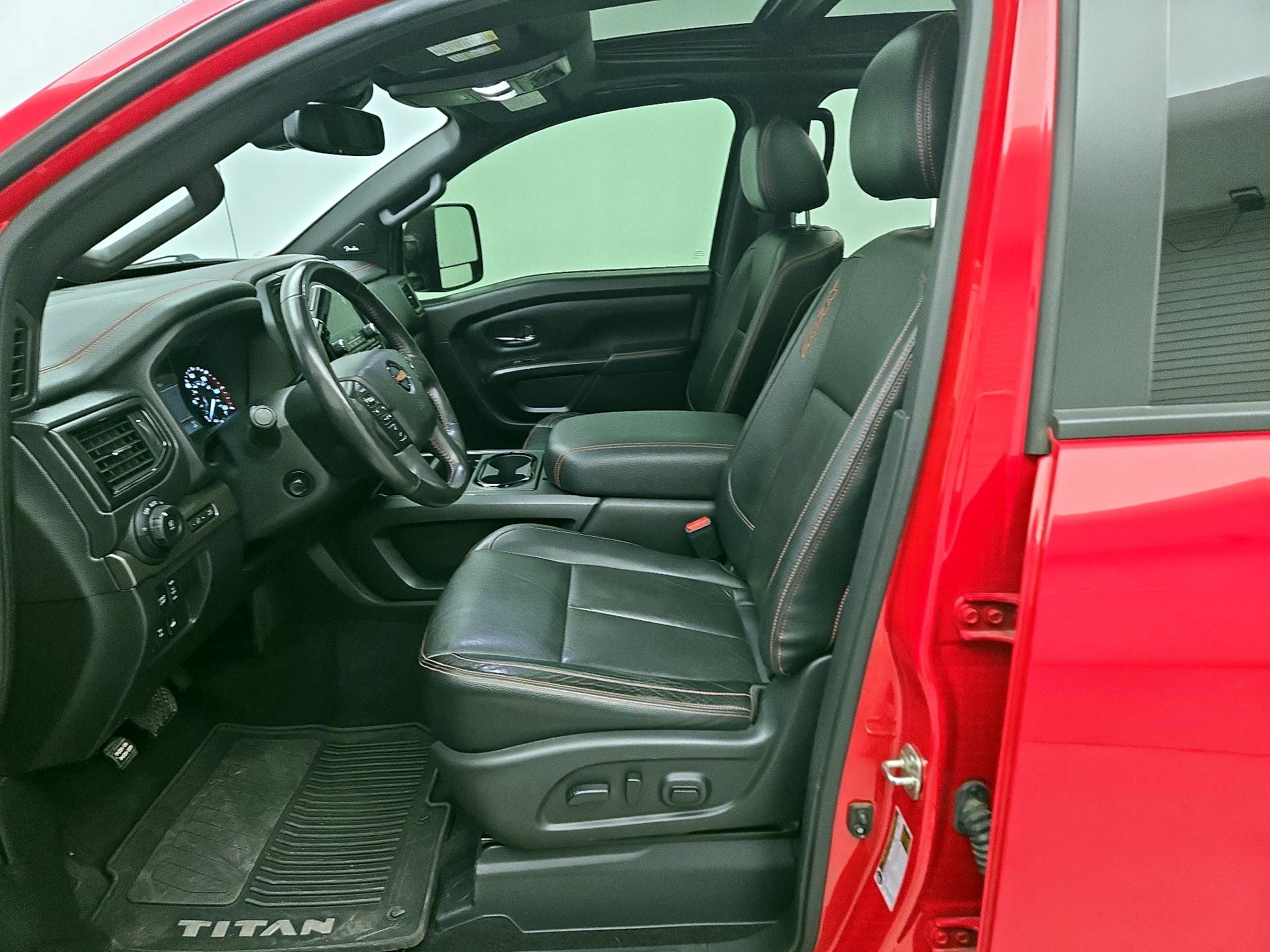 Thumbnail: 2020 Nissan Titan - 11