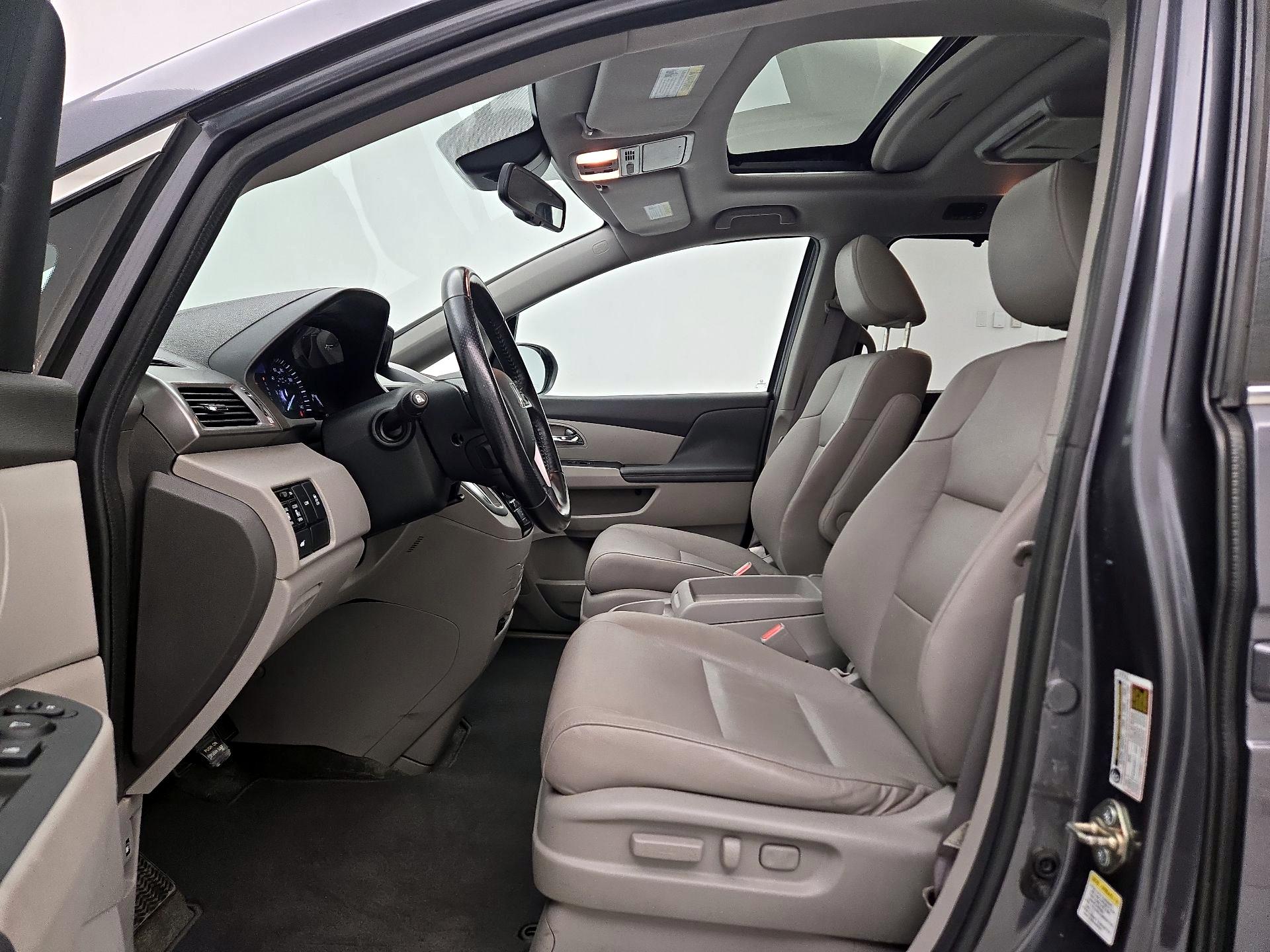 Thumbnail: 2016 Honda Odyssey - 11
