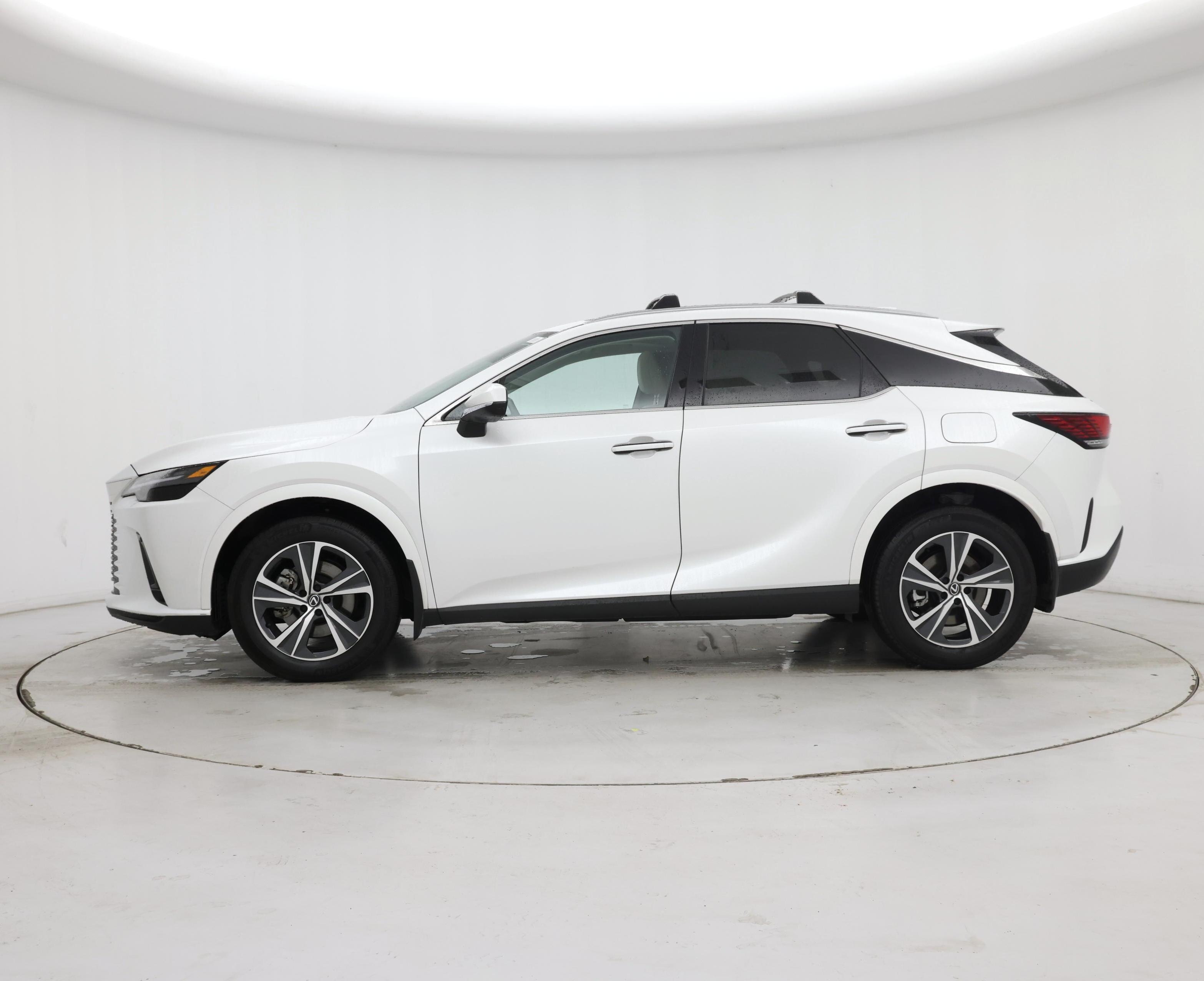 Thumbnail: 2024 Lexus RX - 3
