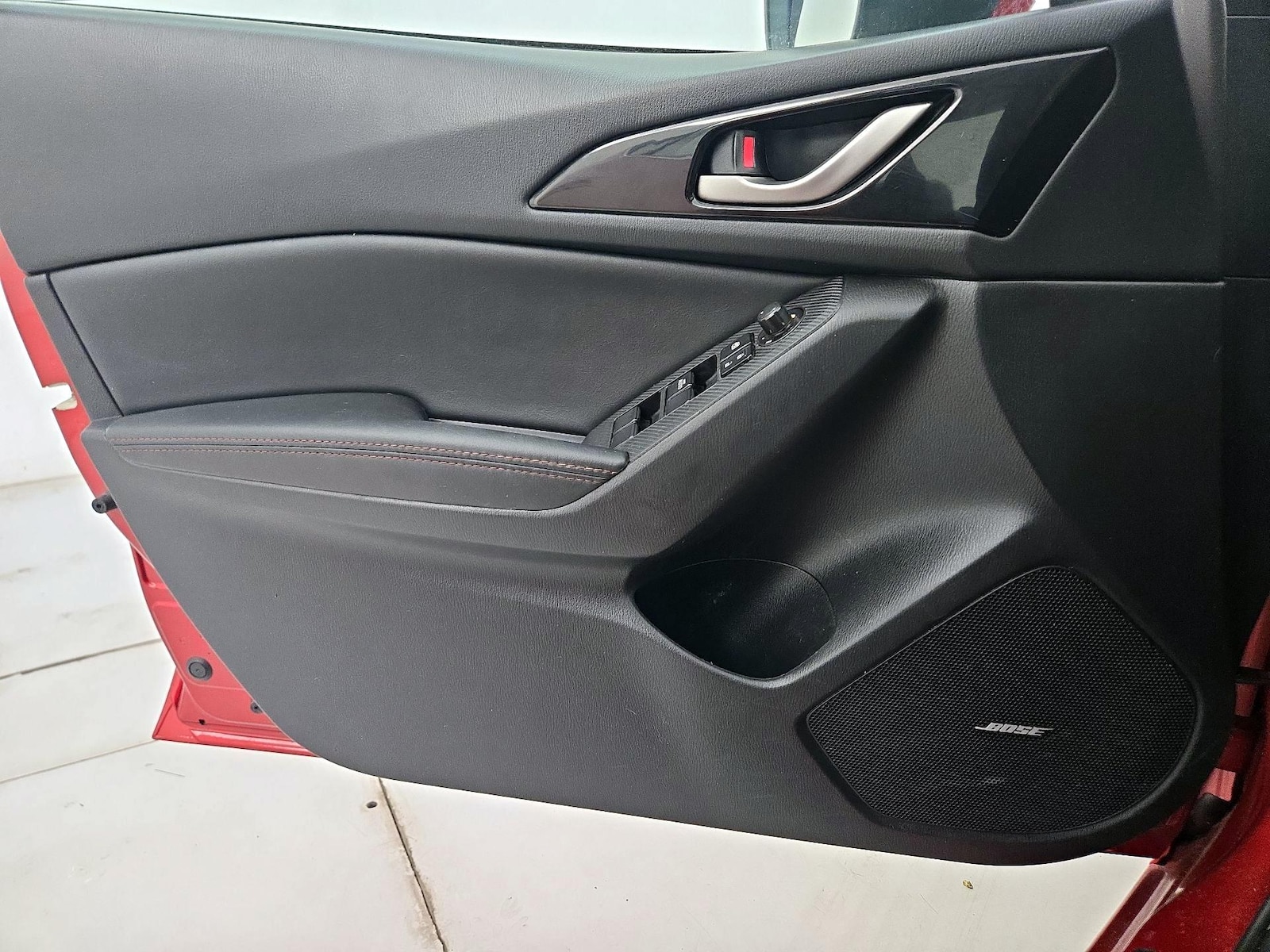 2016 Mazda MAZDA3 i Grand Touring - Photo 13