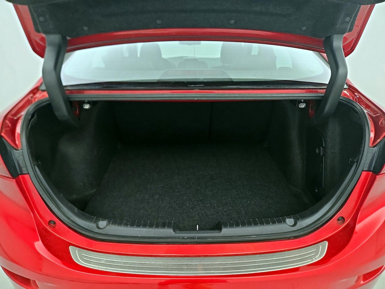 2016 Mazda MAZDA3 i Grand Touring - Photo 22