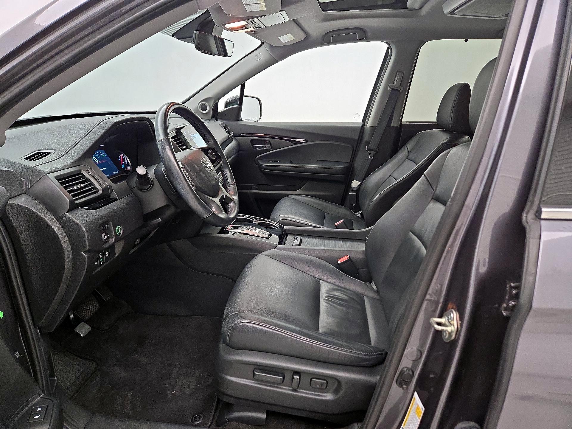 Thumbnail: 2020 Honda Pilot - 11