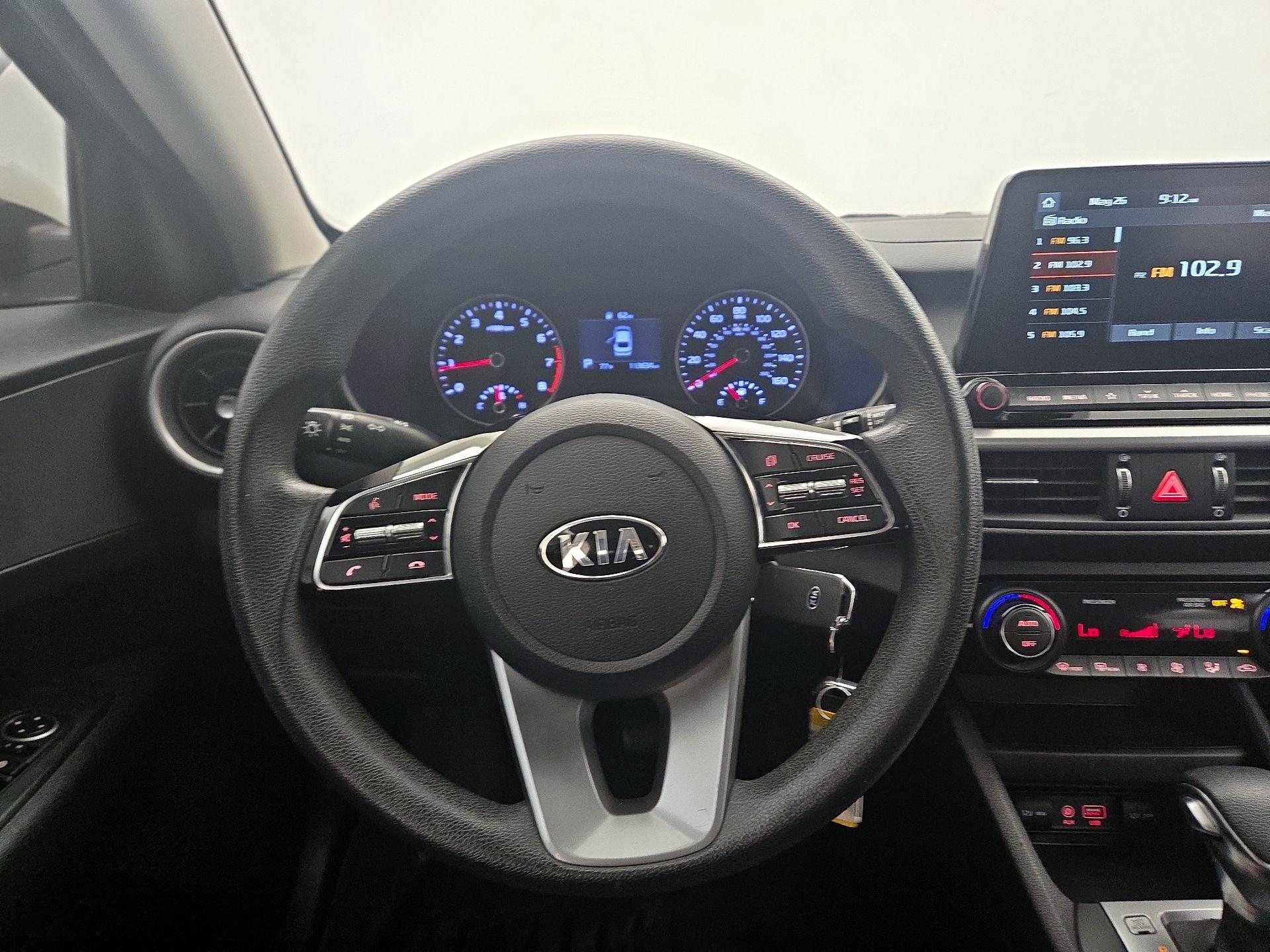 Thumbnail: 2019 Kia Forte - 10