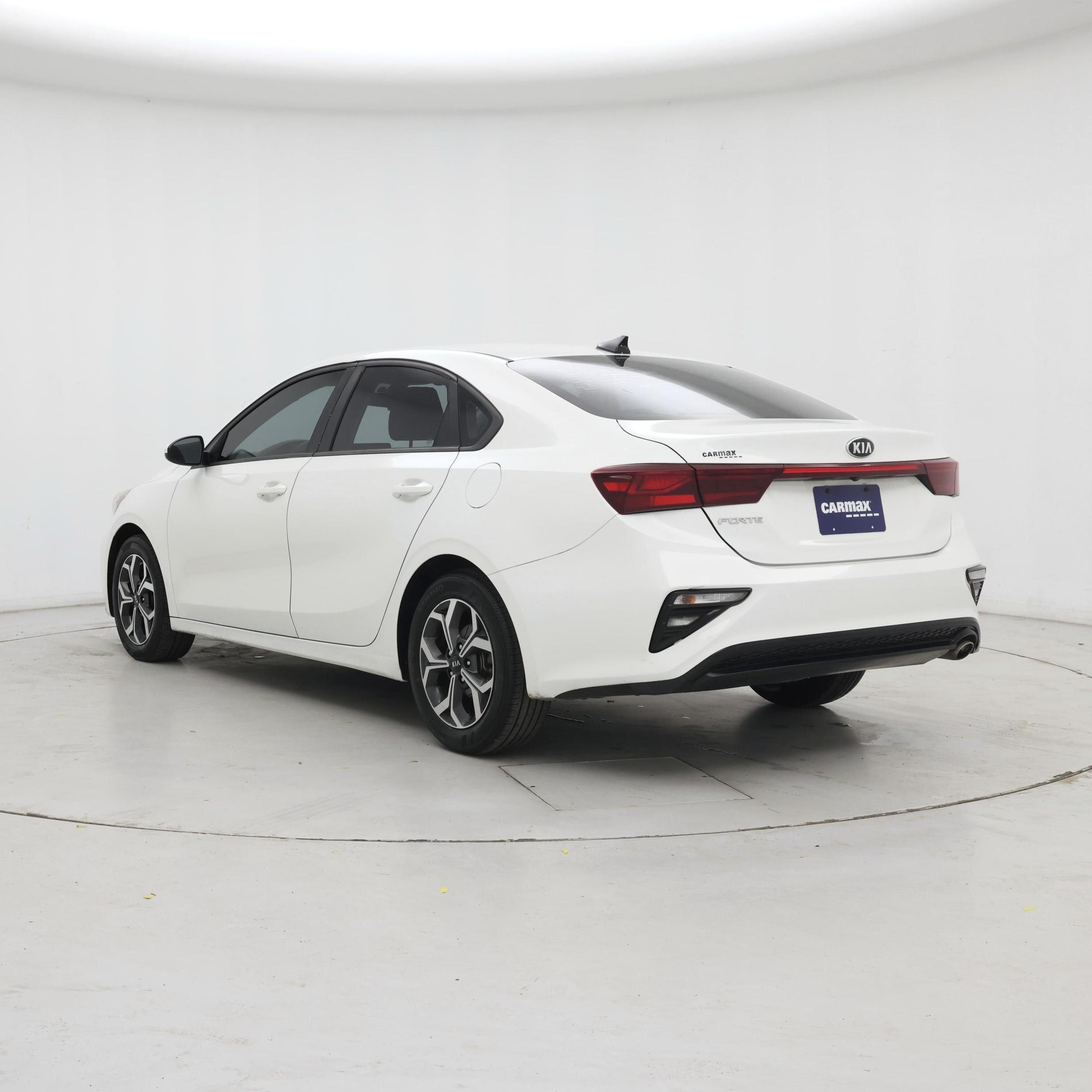 Thumbnail: 2019 Kia Forte - 2
