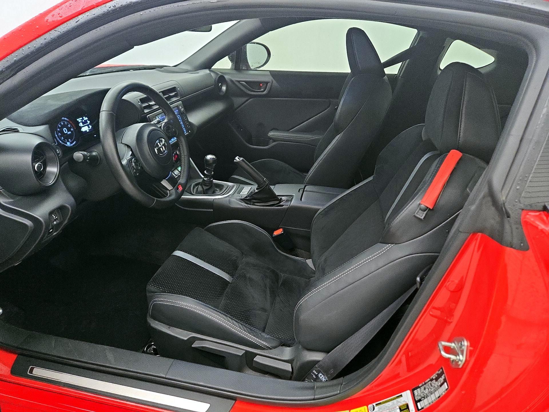 Thumbnail: 2024 Toyota GR86 - 11