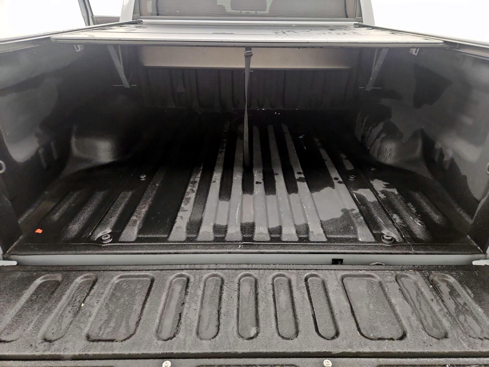 Thumbnail: 2017 Toyota Tundra - 20