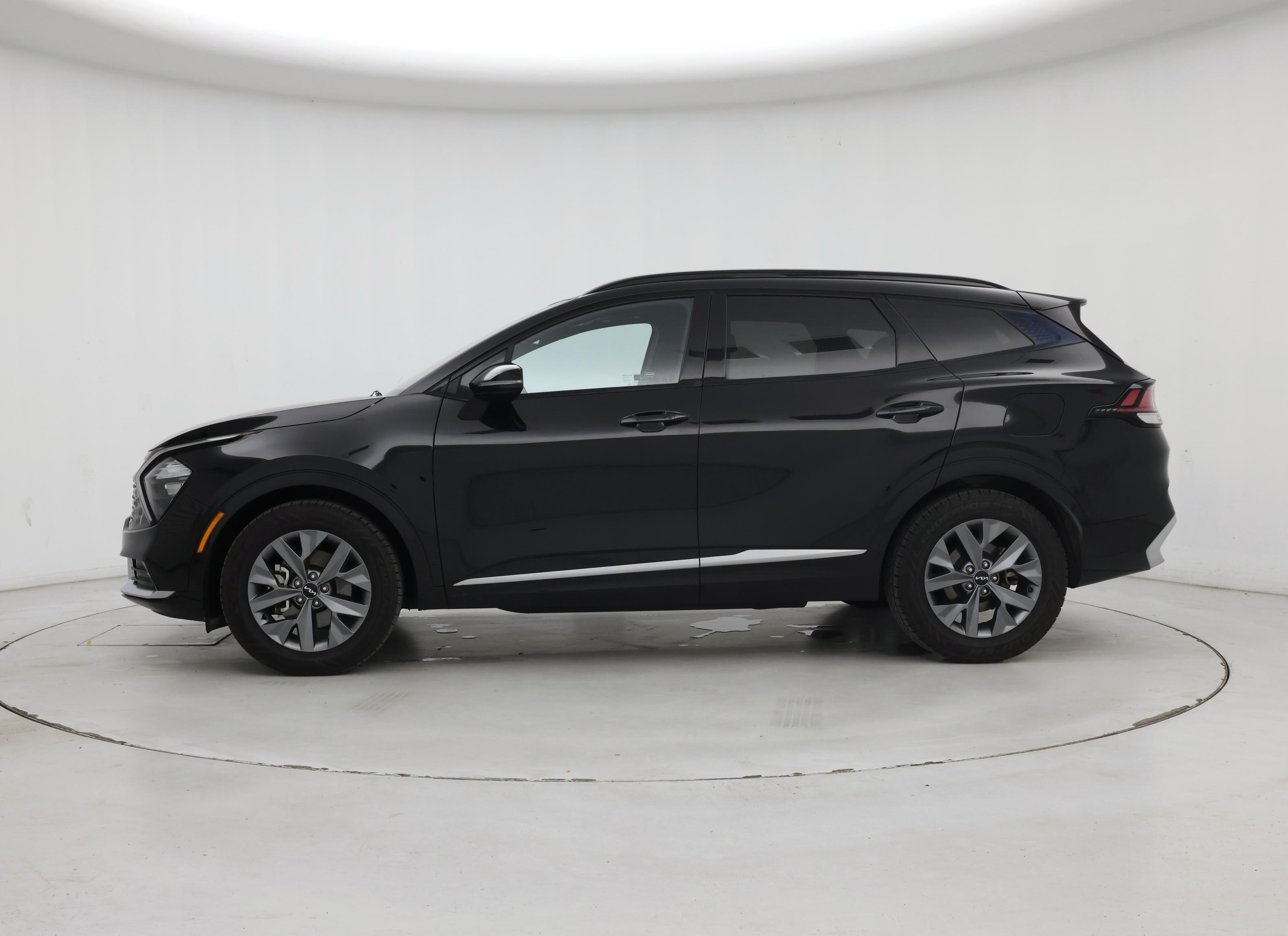 Thumbnail: 2023 Kia Sportage - 3