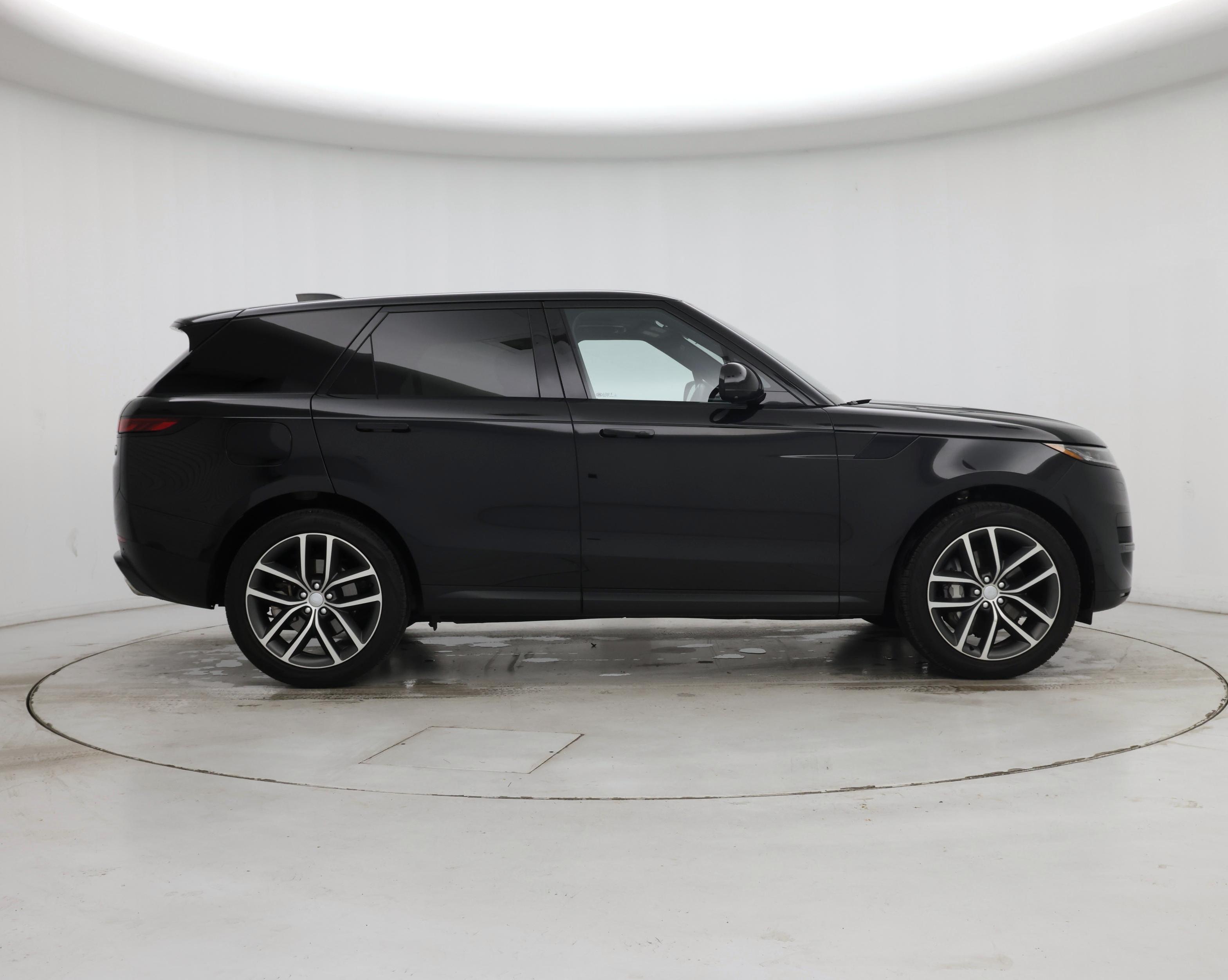 Thumbnail: 2023 Land Rover Range Rover Sport - 7