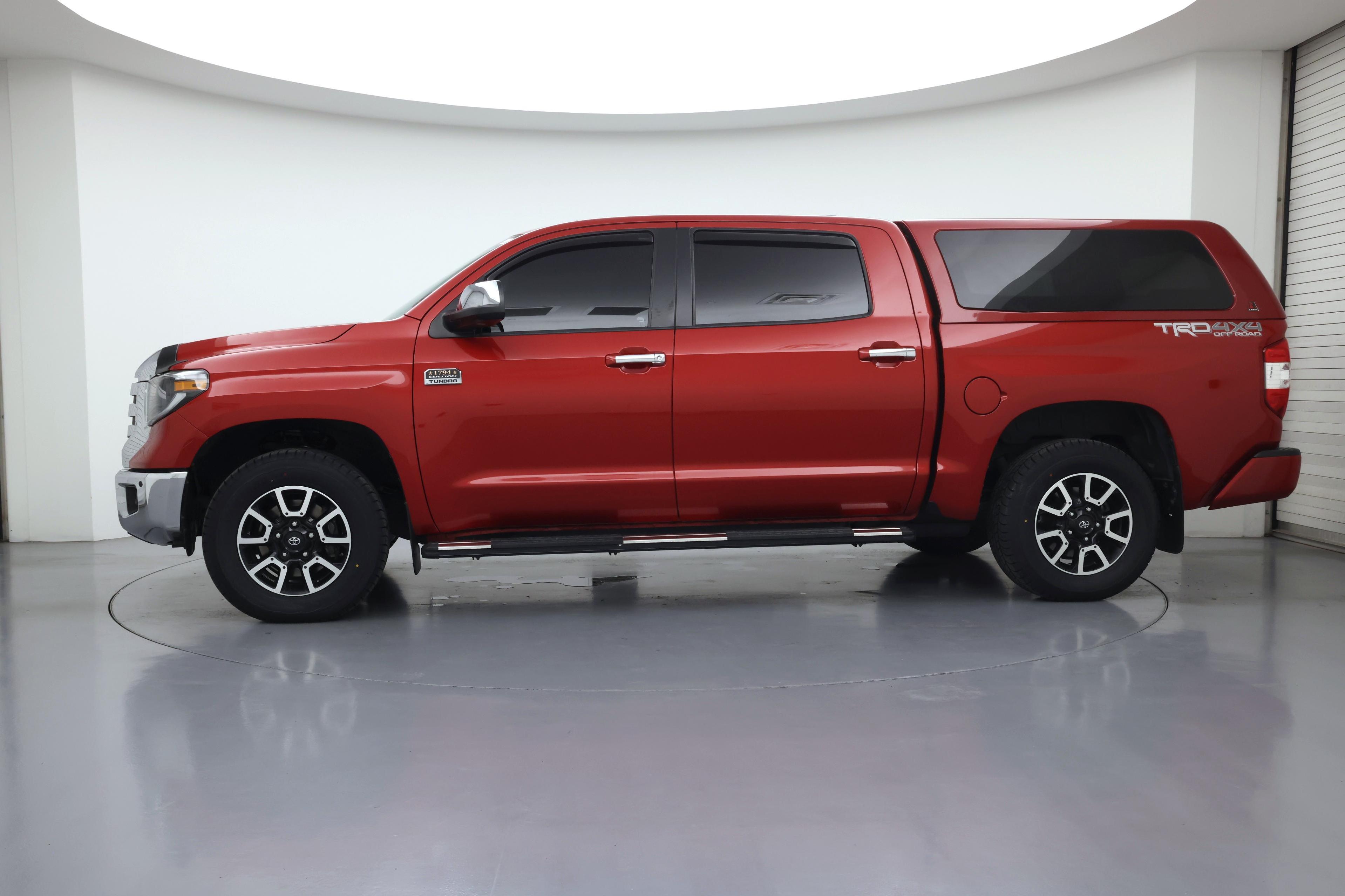 Thumbnail: 2021 Toyota Tundra - 3