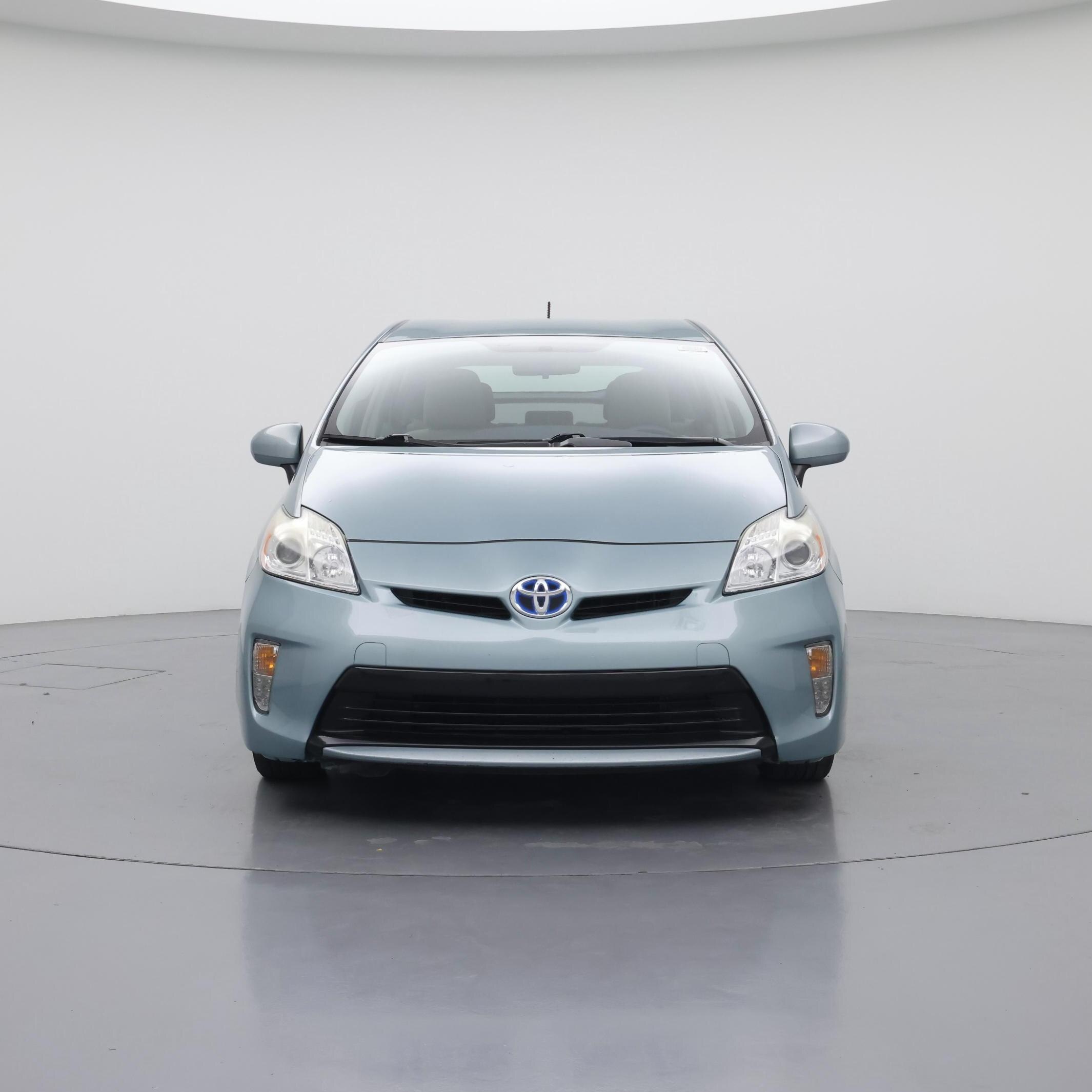 Thumbnail: 2015 Toyota Prius - 5