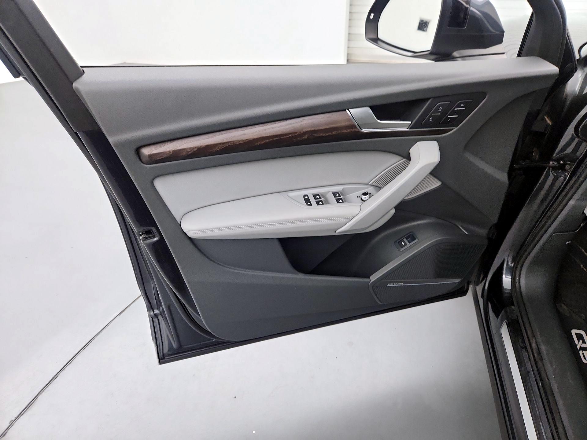 Thumbnail: 2019 Audi Q5 - 12