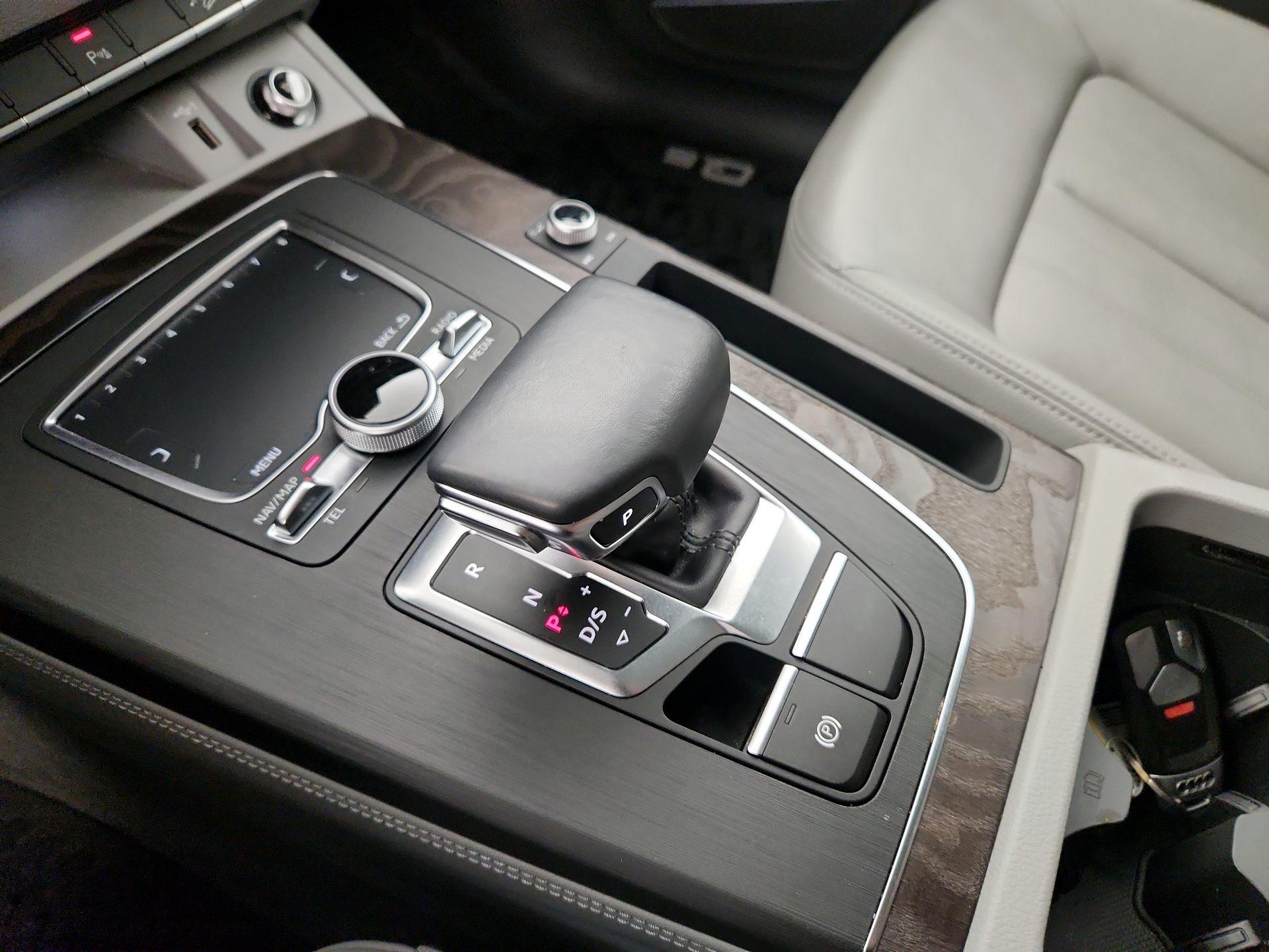 Thumbnail: 2019 Audi Q5 - 18