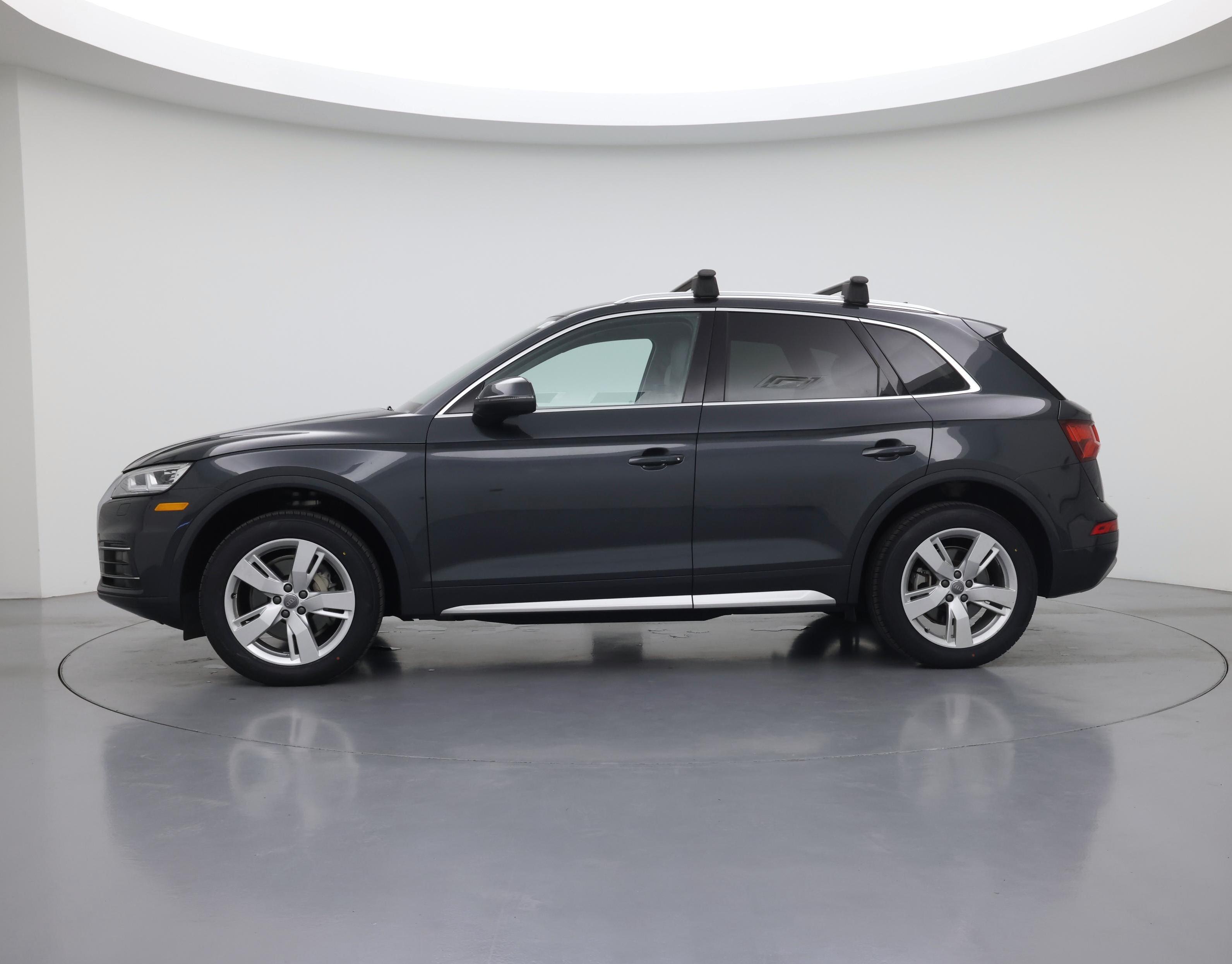 Thumbnail: 2019 Audi Q5 - 3