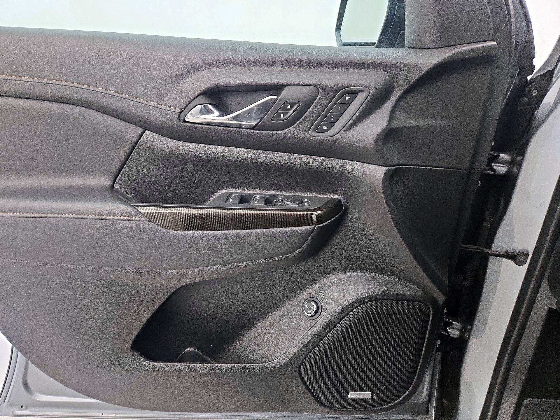 Thumbnail: 2023 GMC Acadia - 12