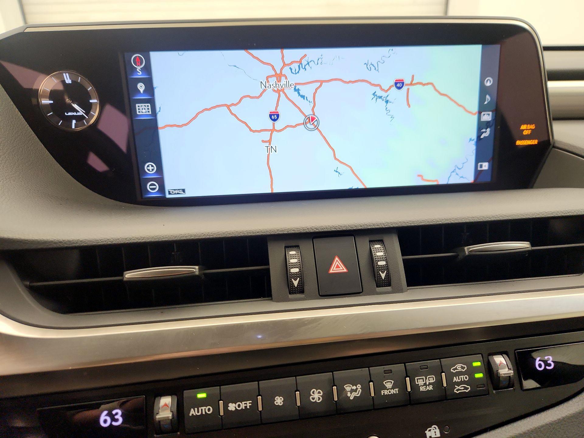 Thumbnail: 2019 Lexus ES - 14