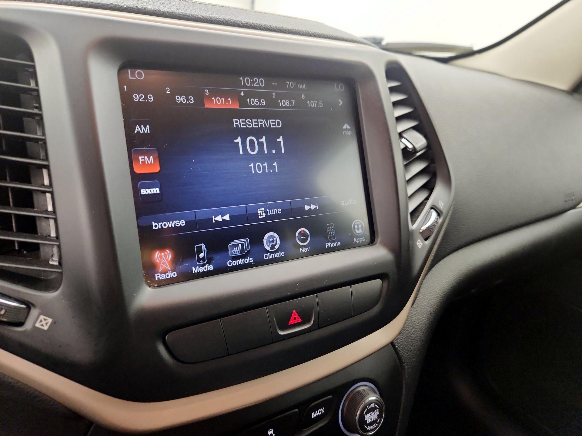 Thumbnail: 2014 Jeep Cherokee - 16
