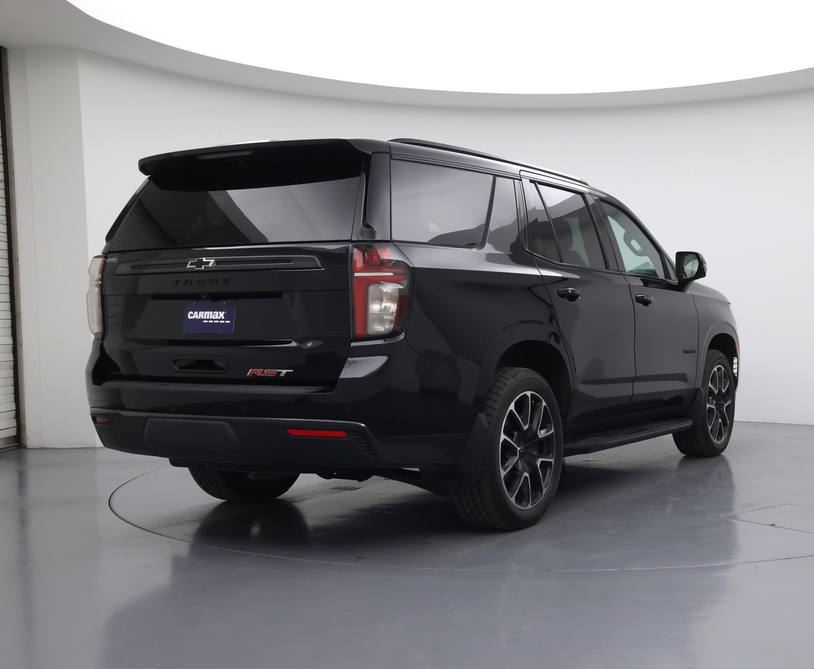 Thumbnail: 2022 Chevrolet Tahoe - 8
