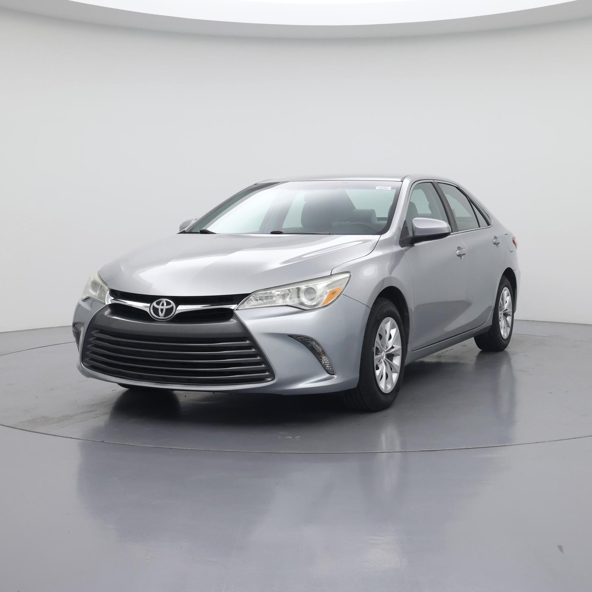 Thumbnail: 2015 Toyota Camry - 4